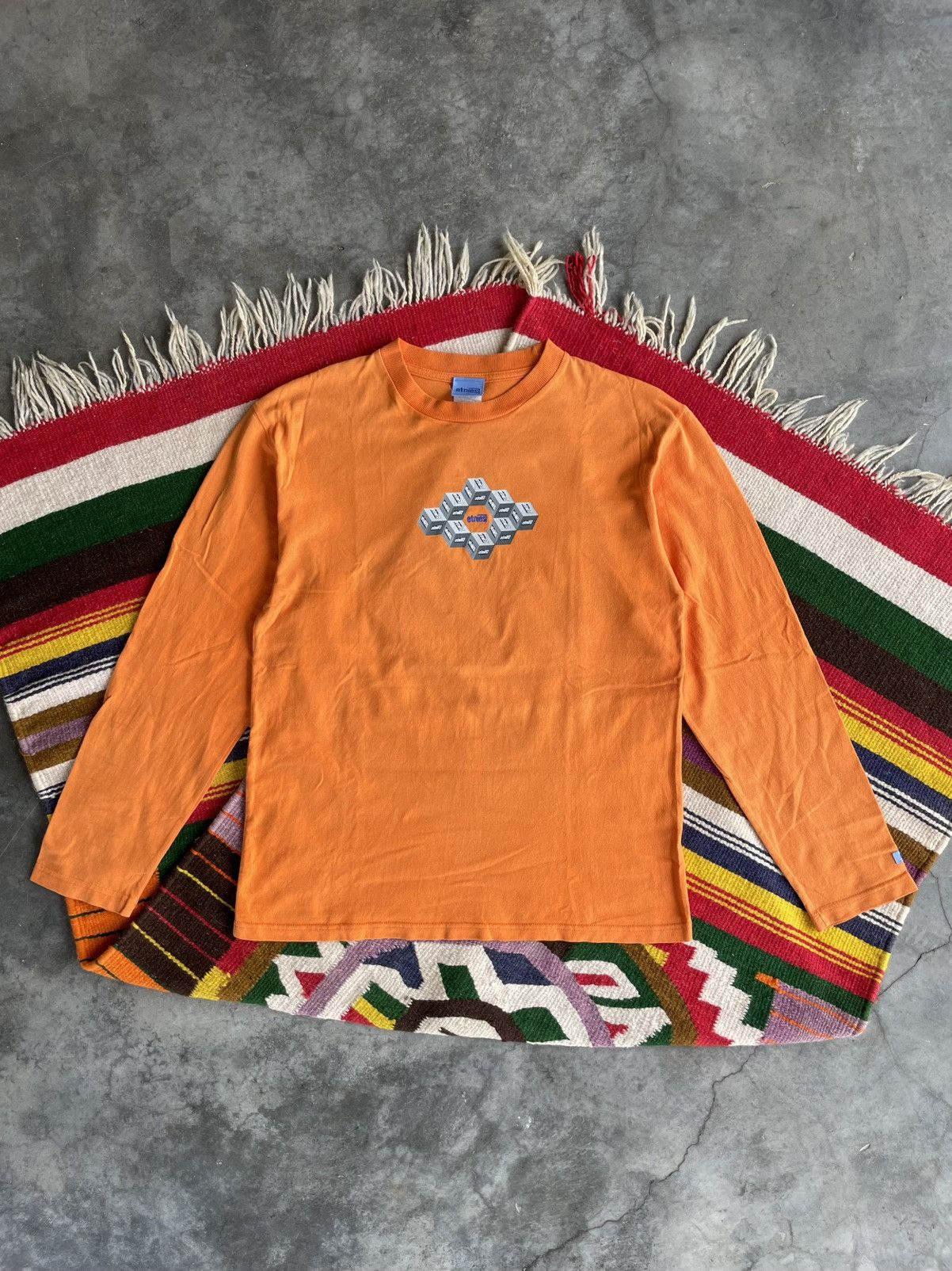 Other VTG 00s Etnies Skateboard L/S Size US M / EU 48-50 / 2 - 1 Thumbnail