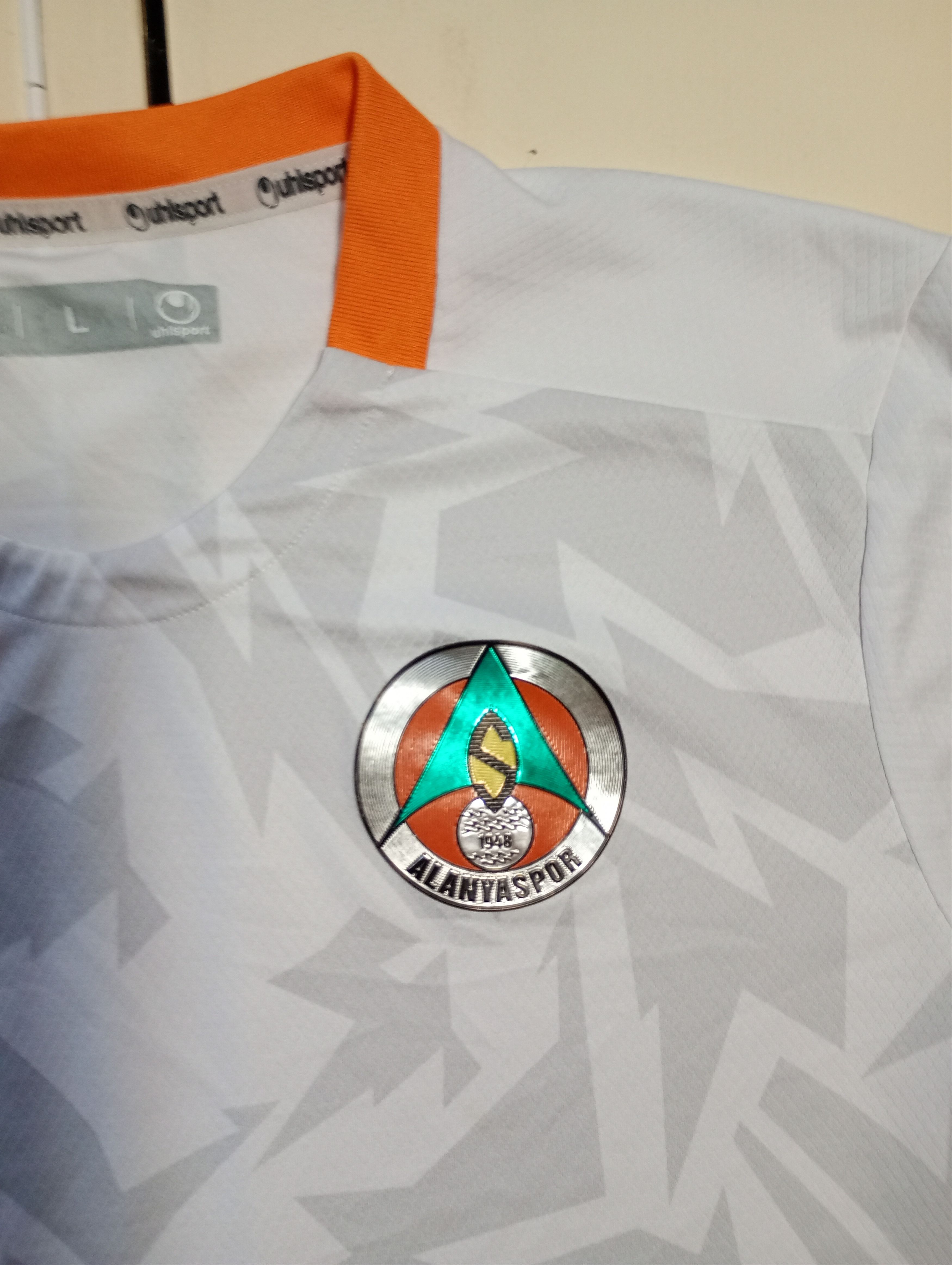 Vintage Uhlsport Alanyasport Away Jersey 2022-2023 Size US L / EU 52-54 / 3 - 9 Thumbnail