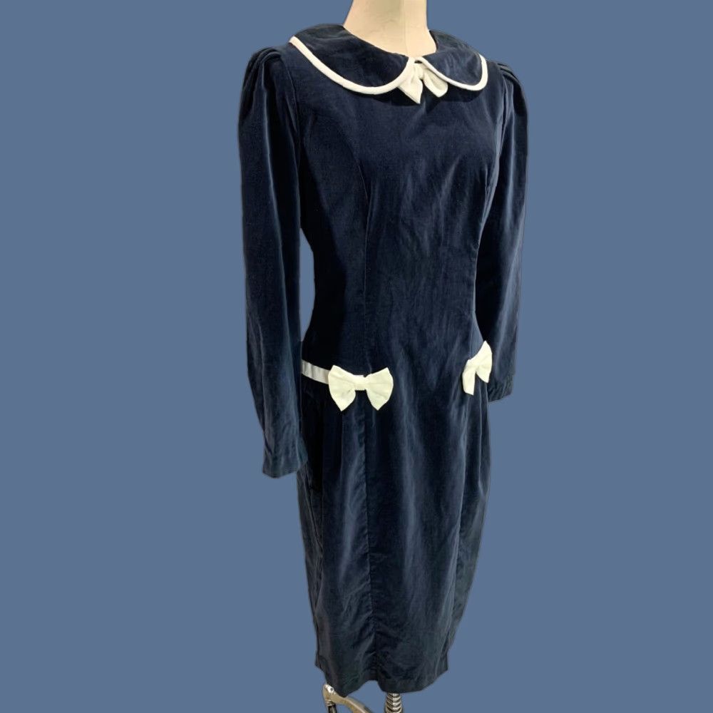 Velvet VINTAGE 1960s Velvet Dress Navy Blue Ivory Box Trim Midi Women M Navy Box Velvet Dress 1960s Womens M Size M / US 6-8 / IT 42-44 - 1 Thumbnail