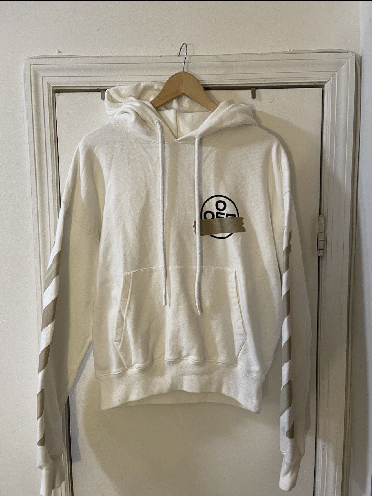 Off-White Off-White Tape Arrows Over Virgil Hoodie Size US S / EU 44-46 / 1 - 1 Thumbnail