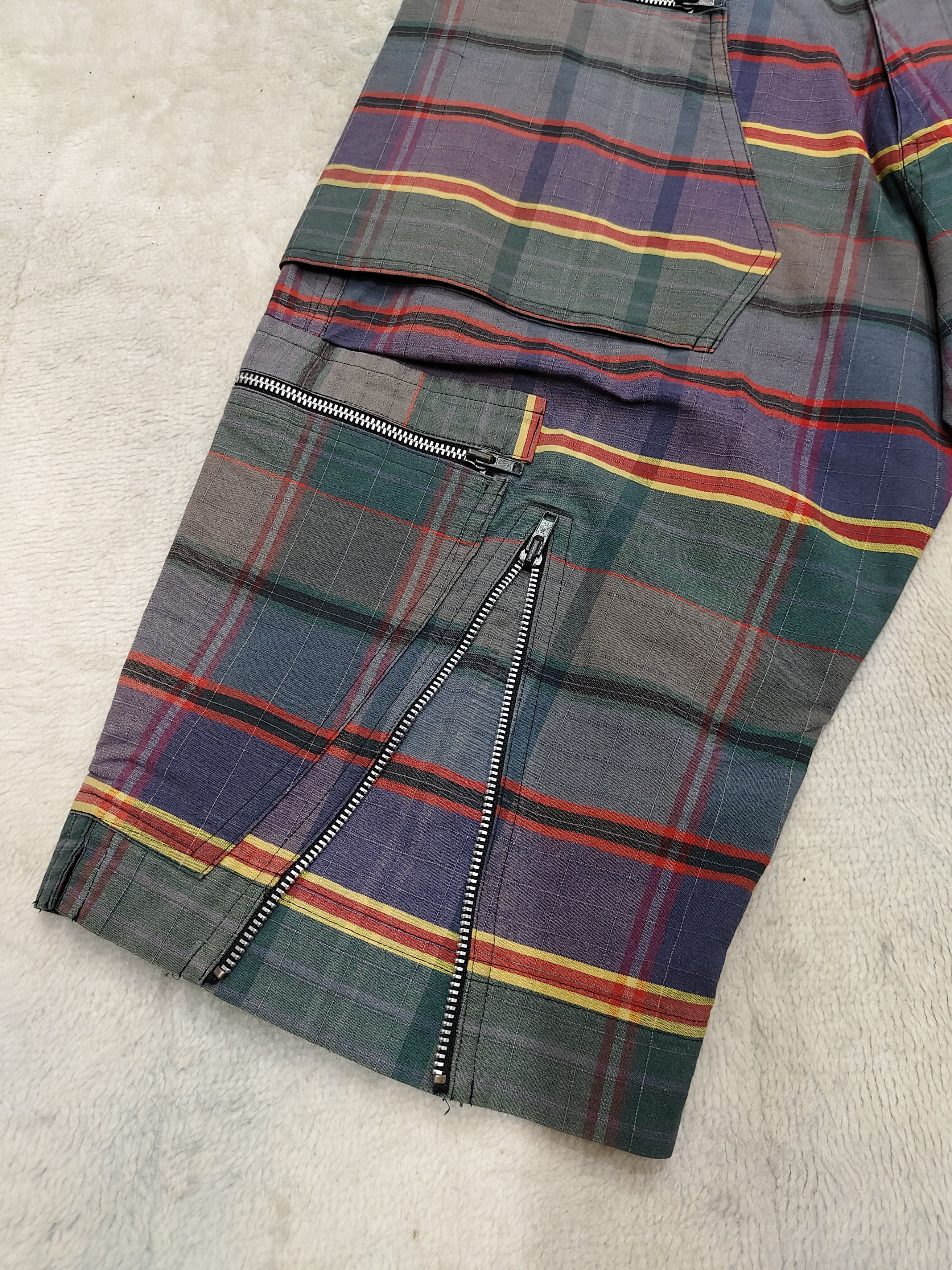 Japanese Brand 🇯🇵 Vtg Milkboy 🇯🇵 Zipper Pocket Boundage Tartan Short Size US 30 / EU 46 - 3 Thumbnail