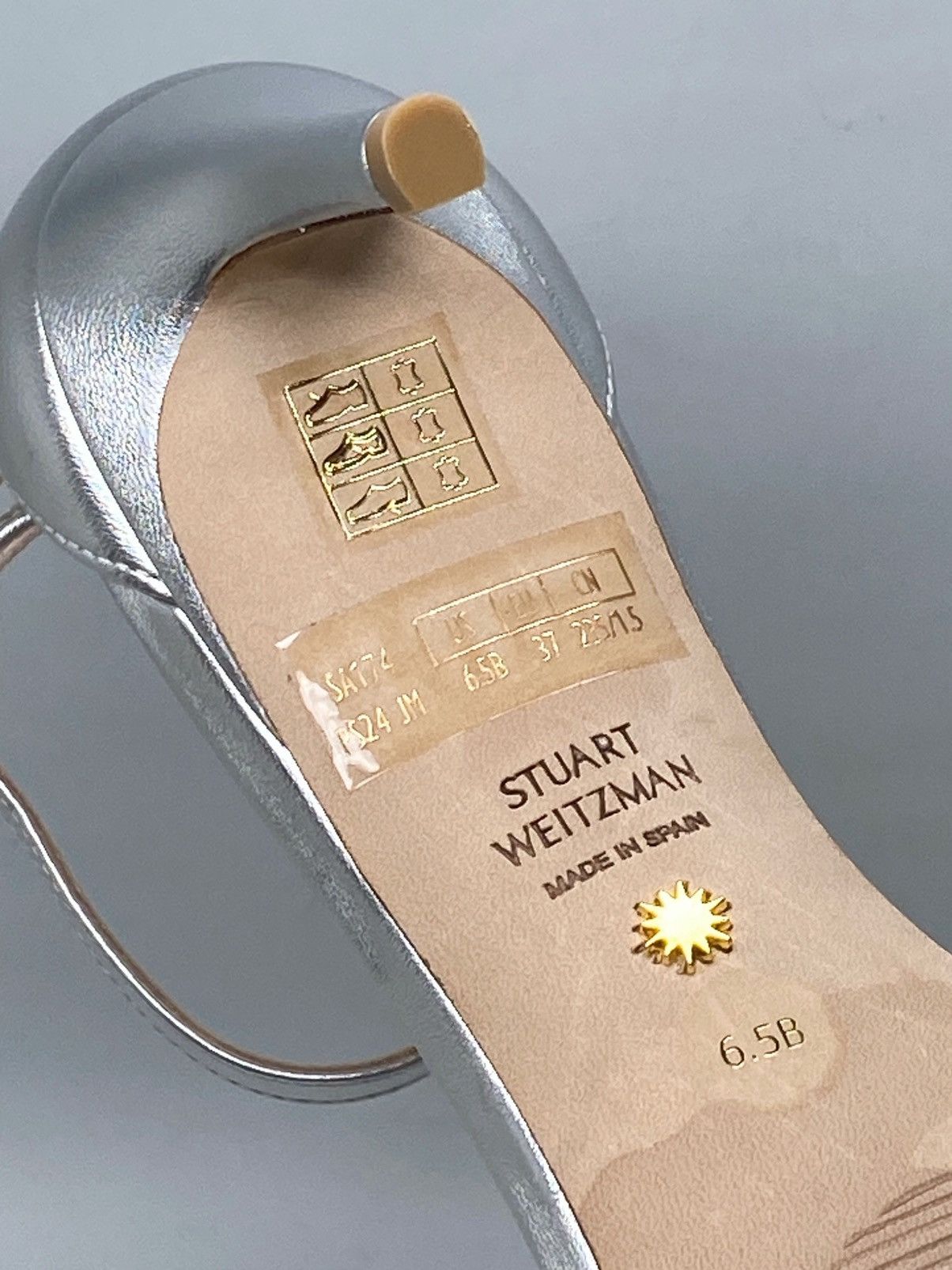 Stuart Weitzman Stuart Weitzman Metallic Leather Sandals size 6.5 Size US 6.5 / IT 36.5 - 11 Thumbnail