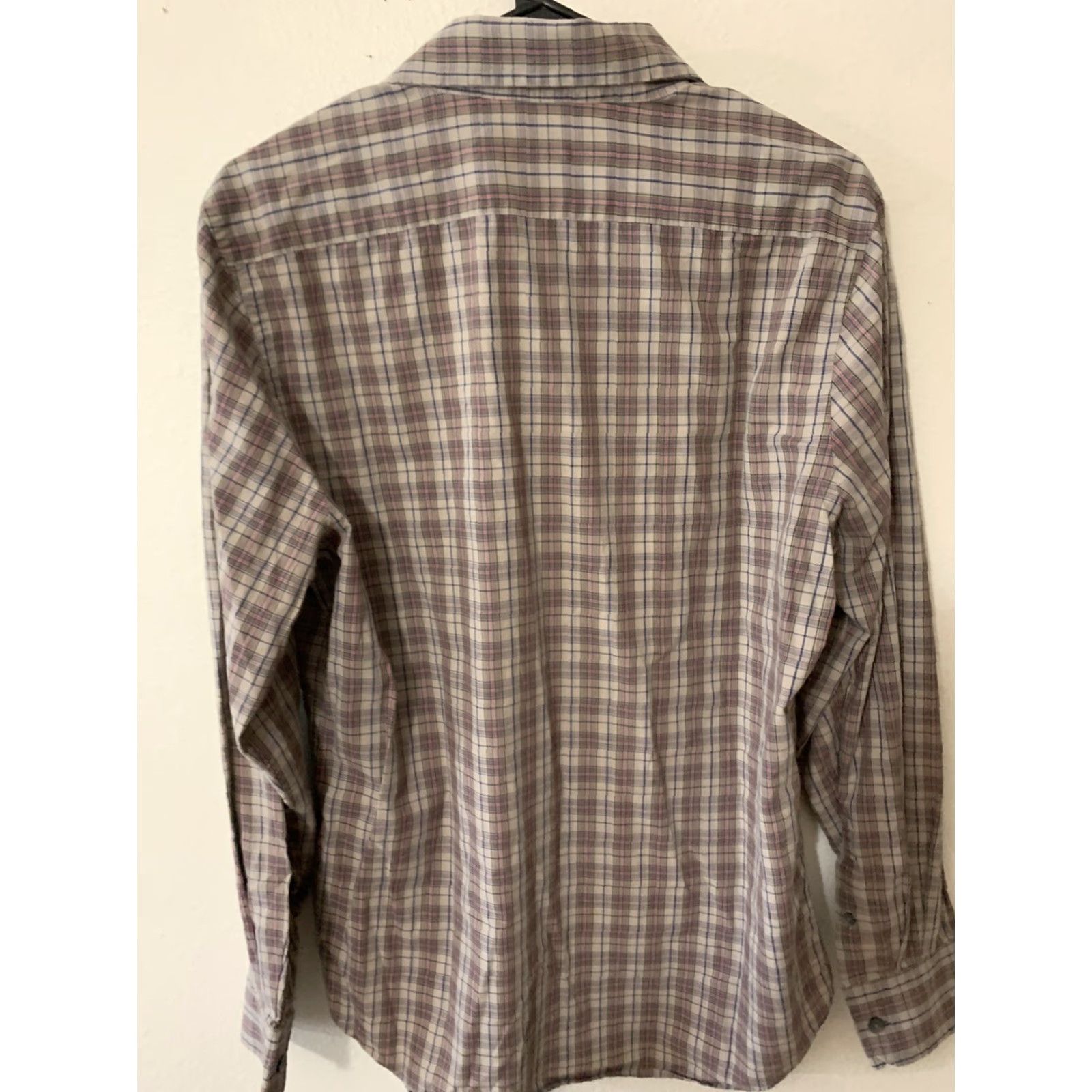 Express EXPRESS Button Up Shirt Mens M Modern Fit L/S Gray Plaid Check Casual Business Dress Shirt Mens Medium Gray Plaid Advanced Fit Modern Style Size US M / EU 48-50 / 2 - 3 Thumbnail