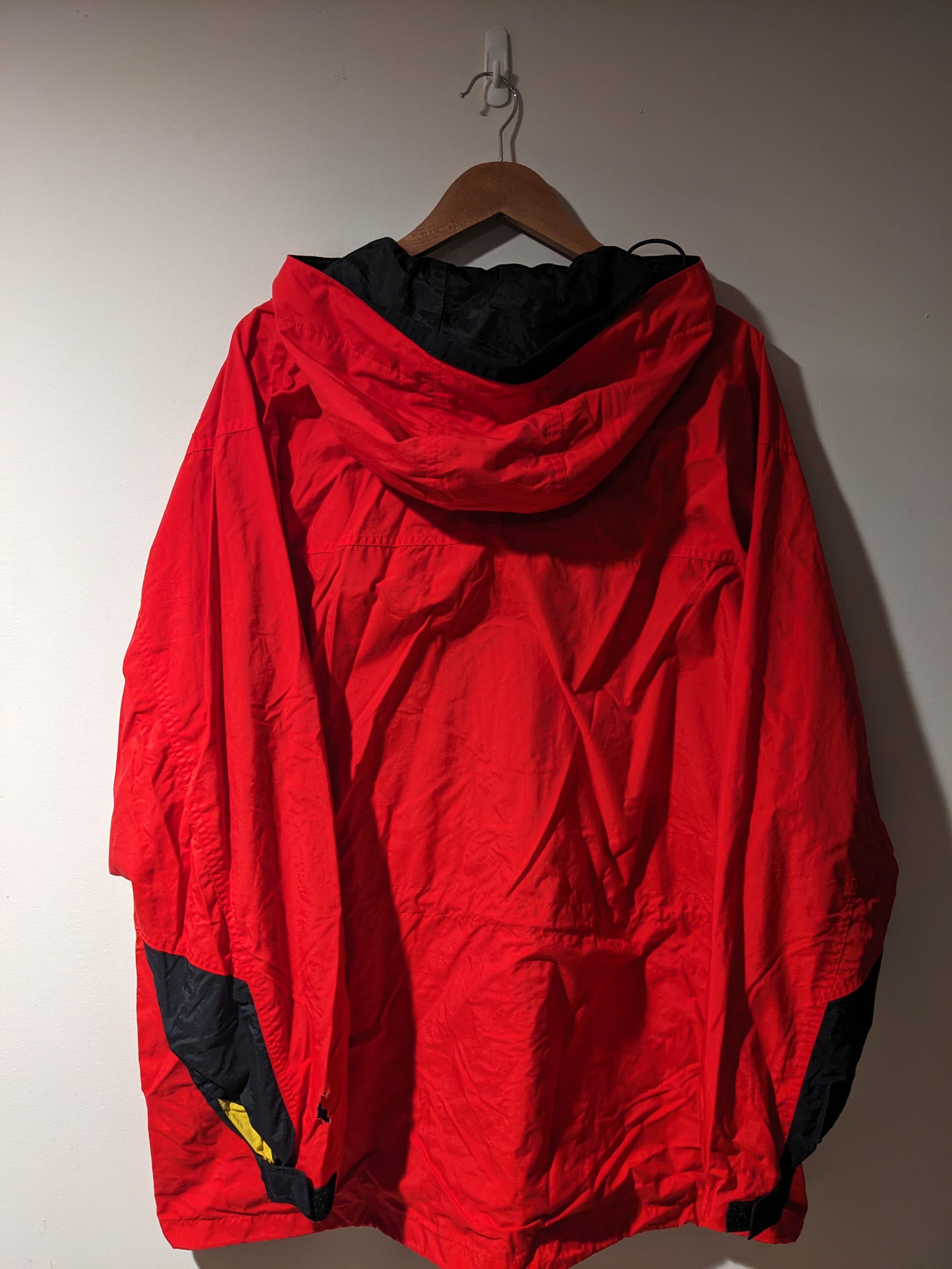 Marlboro × Vintage Vintage 90s Marlboro Adventure Team Red X-Large Windbreaker Size US XL / EU 56 / 4 - 6 Thumbnail