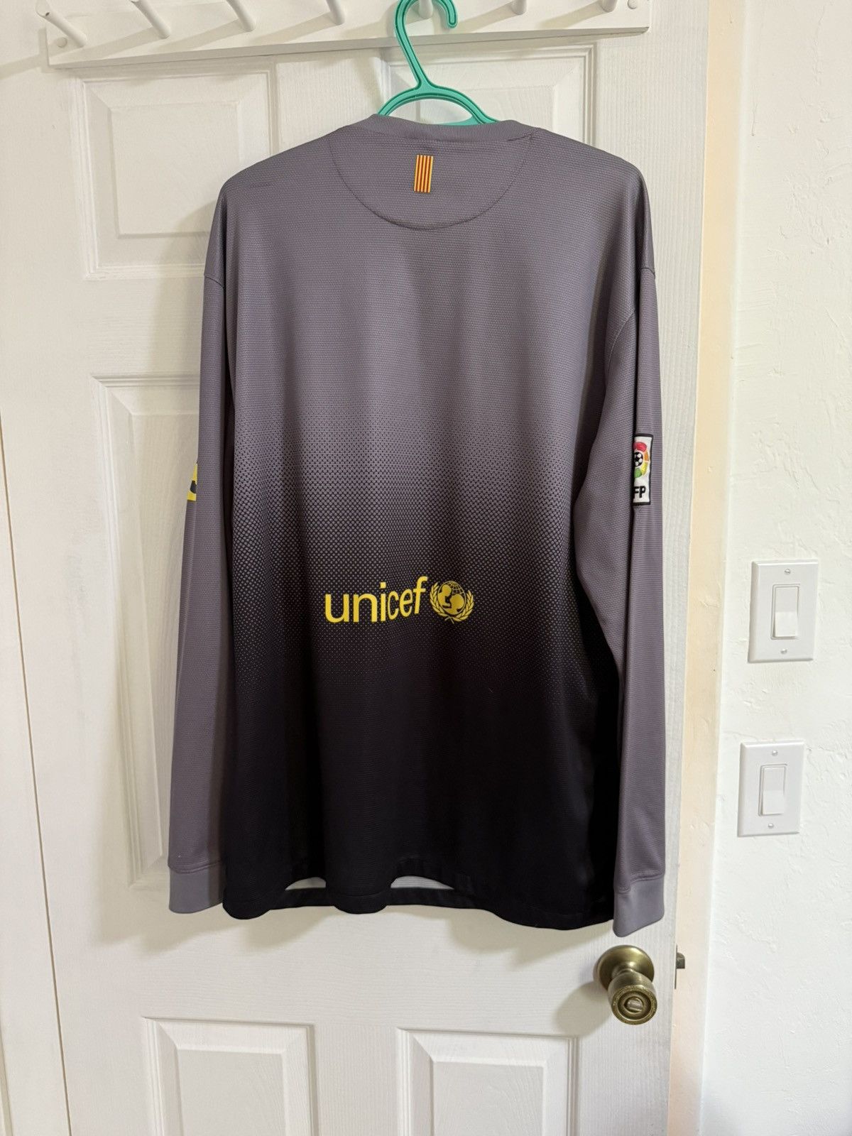 Nike Nike Barcelona 2012/13 GK jersey Size US XXL / EU 58 / 5 - 2 Thumbnail