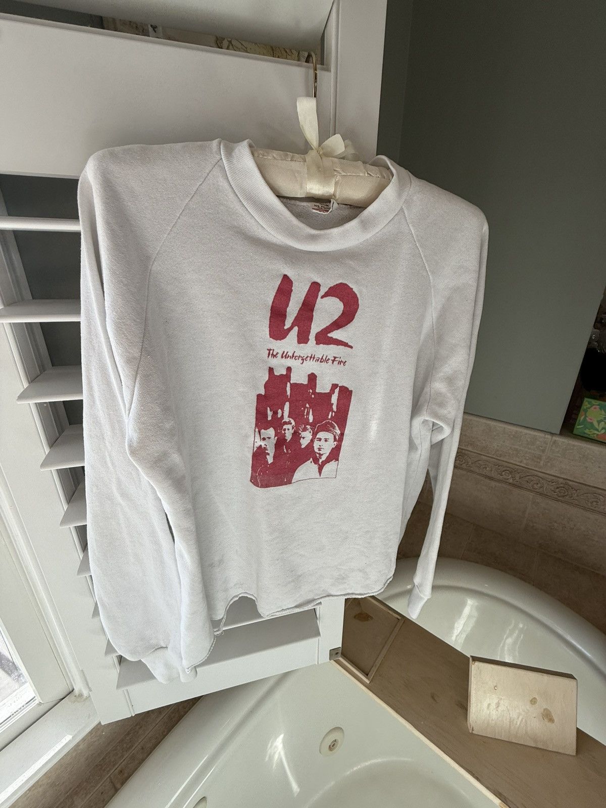 Other U2 Vintage 1984 “The Unforgettable Fire” Tour Crewneck Size S / US 4 / IT 40 - 3 Thumbnail