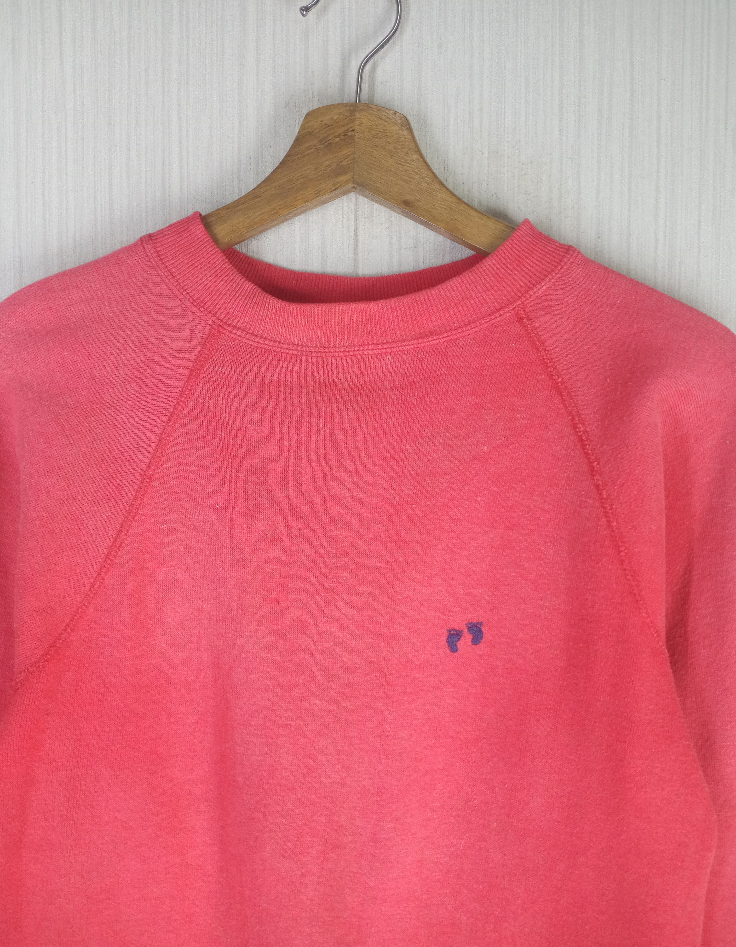 Hang Ten Rare Vintage 80s Hang Ten Small Logo Sweatshirt Size US S / EU 44-46 / 1 - 1 Thumbnail