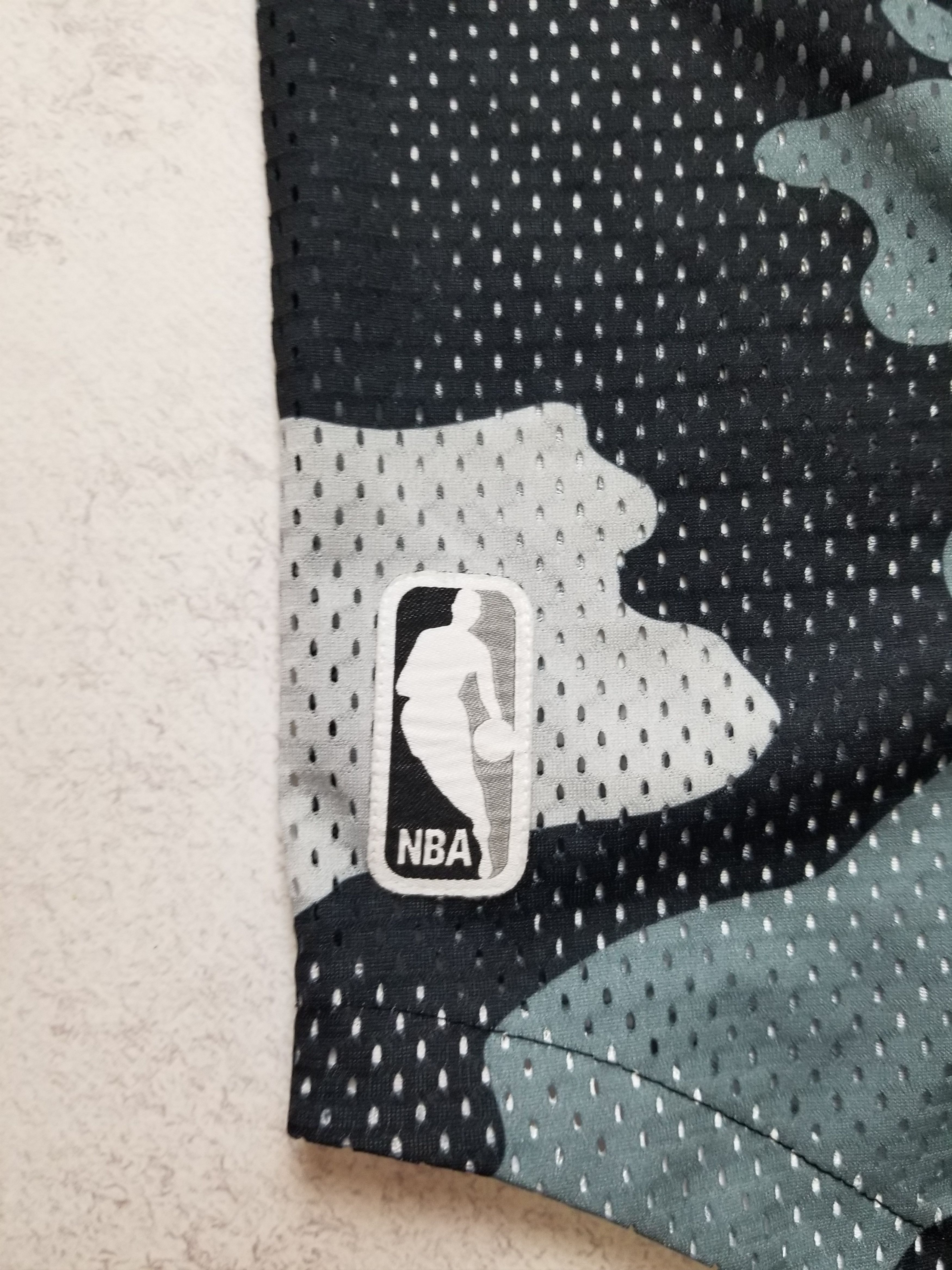 Adidas BROOKLYN NETS NBA BASKETBALL JERSEY ADIDAS ORIGINAL CAMO Size US M / EU 48-50 / 2 - 8 Thumbnail