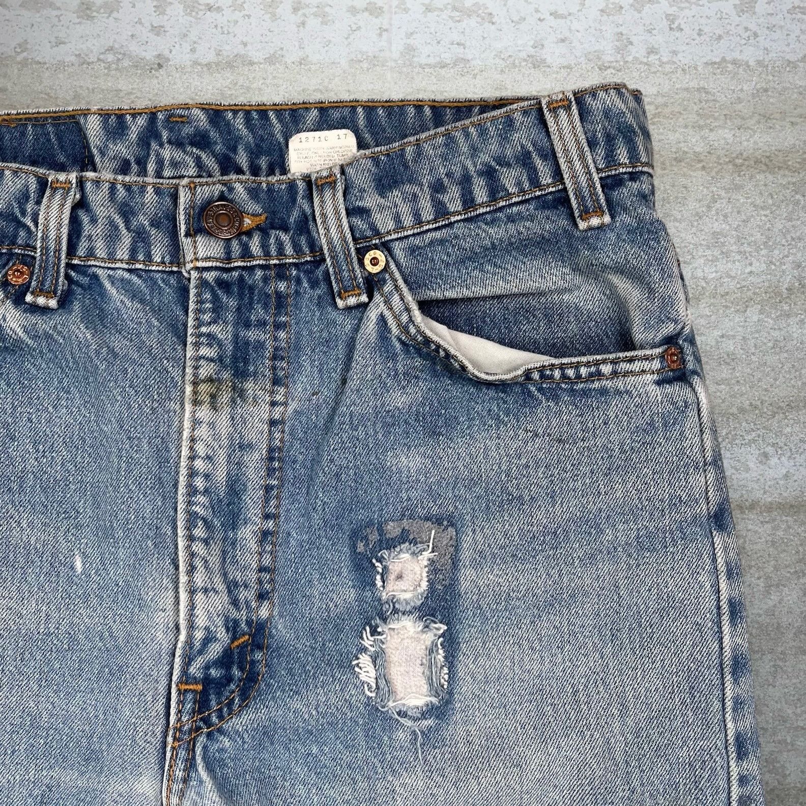 Levi's Vintage 90s Levis Jeans 505 33x30 Straight Fit Medium Wash Size US 33 - 5 Thumbnail