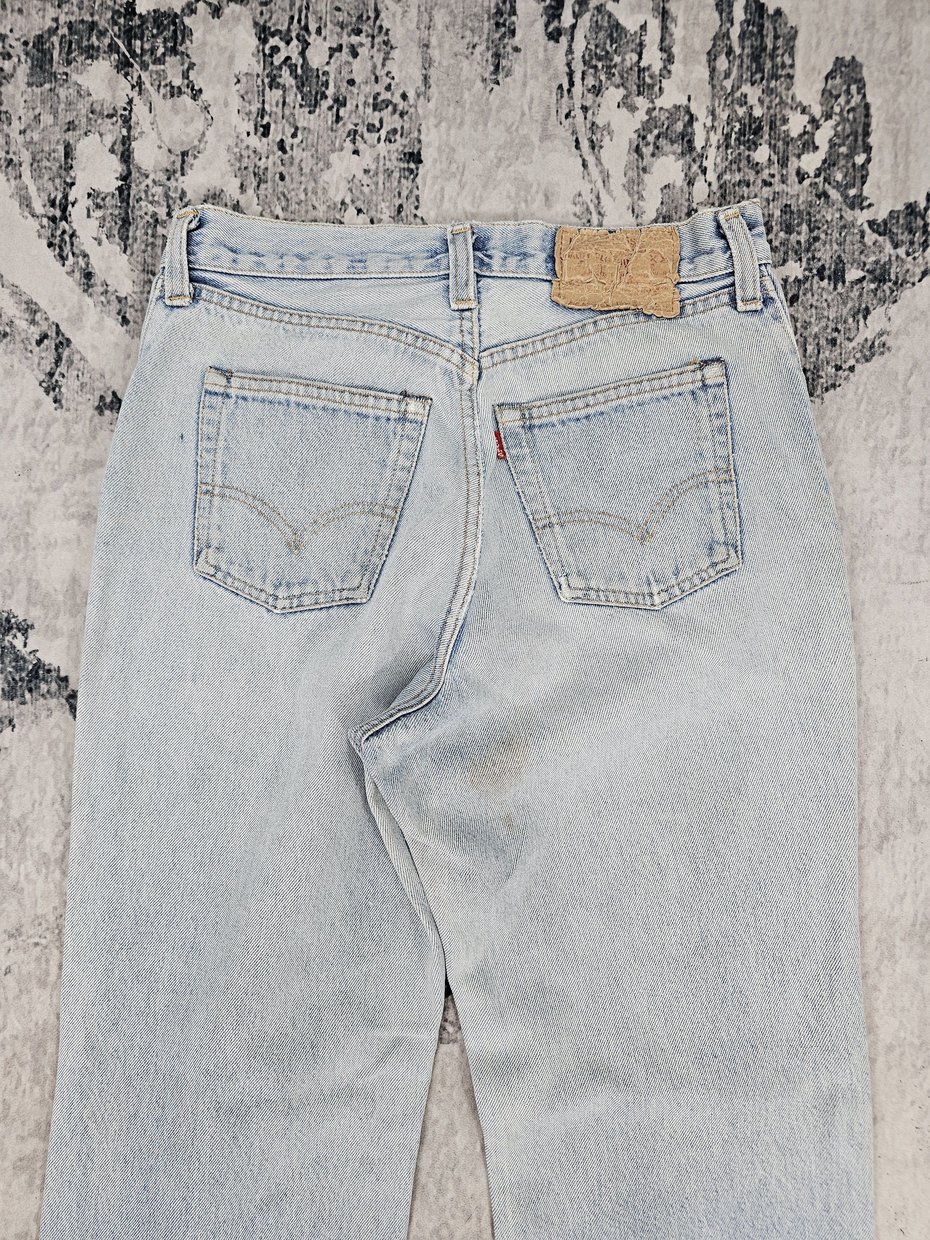 Levi's Vintage Clothing Vtg 90's LEVIS 501 Light Blue Jeans Made In USA L0539 Size US 28 / EU 44 - 9 Thumbnail