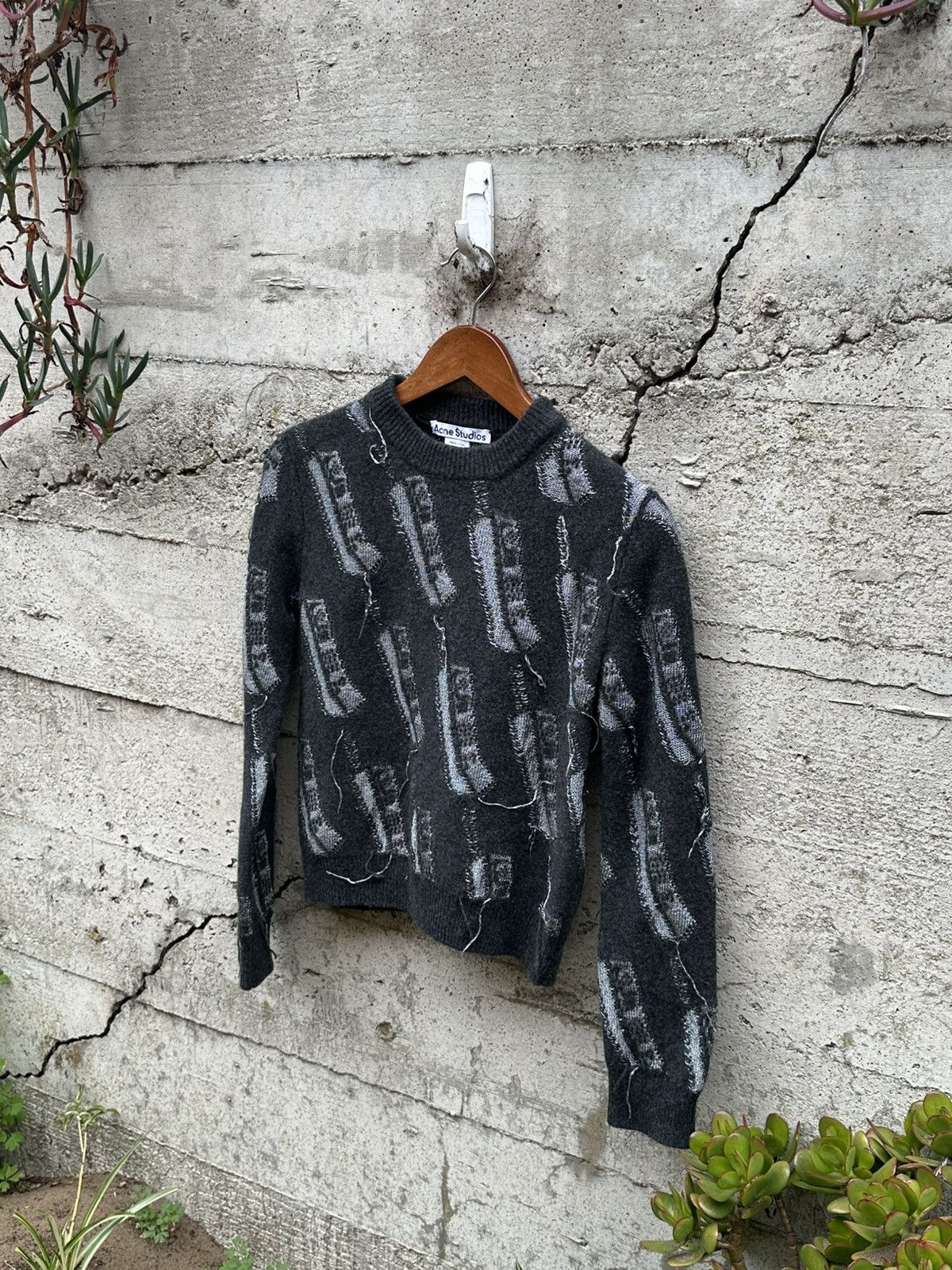 Acne Studios RARE GRAIL Acne Studios artistry telephone raw sweater Size US S / EU 44-46 / 1 - 1 Thumbnail