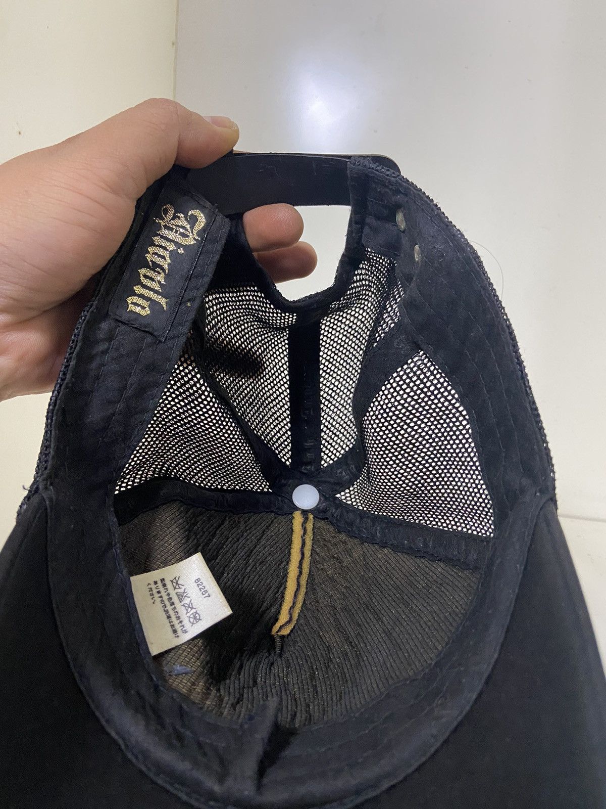 If Six Was Nine 2000s biablo punk trucker hat studded zircon Size ONE SIZE - 7 Thumbnail