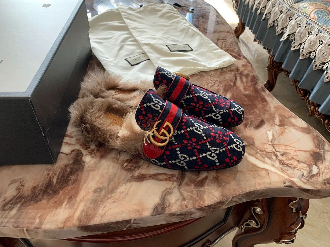 Gucci Gucci Men's Red/Black Double G Fur Slippers 41 Size US 8 / EU 41 - 1 Thumbnail