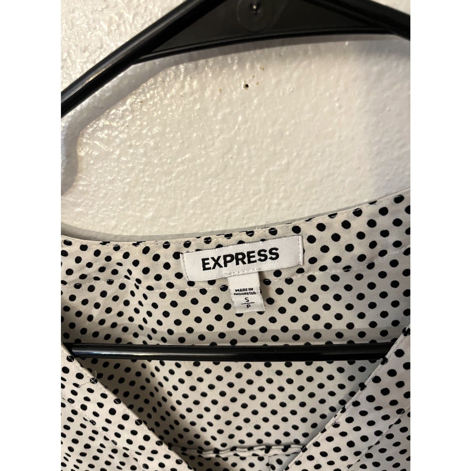 Express Express Blouse Women's White Black Polka Dot Long Sleeve 1/4 Zip Shirt Size S Size S / US 4 / IT 40 - 2 Thumbnail