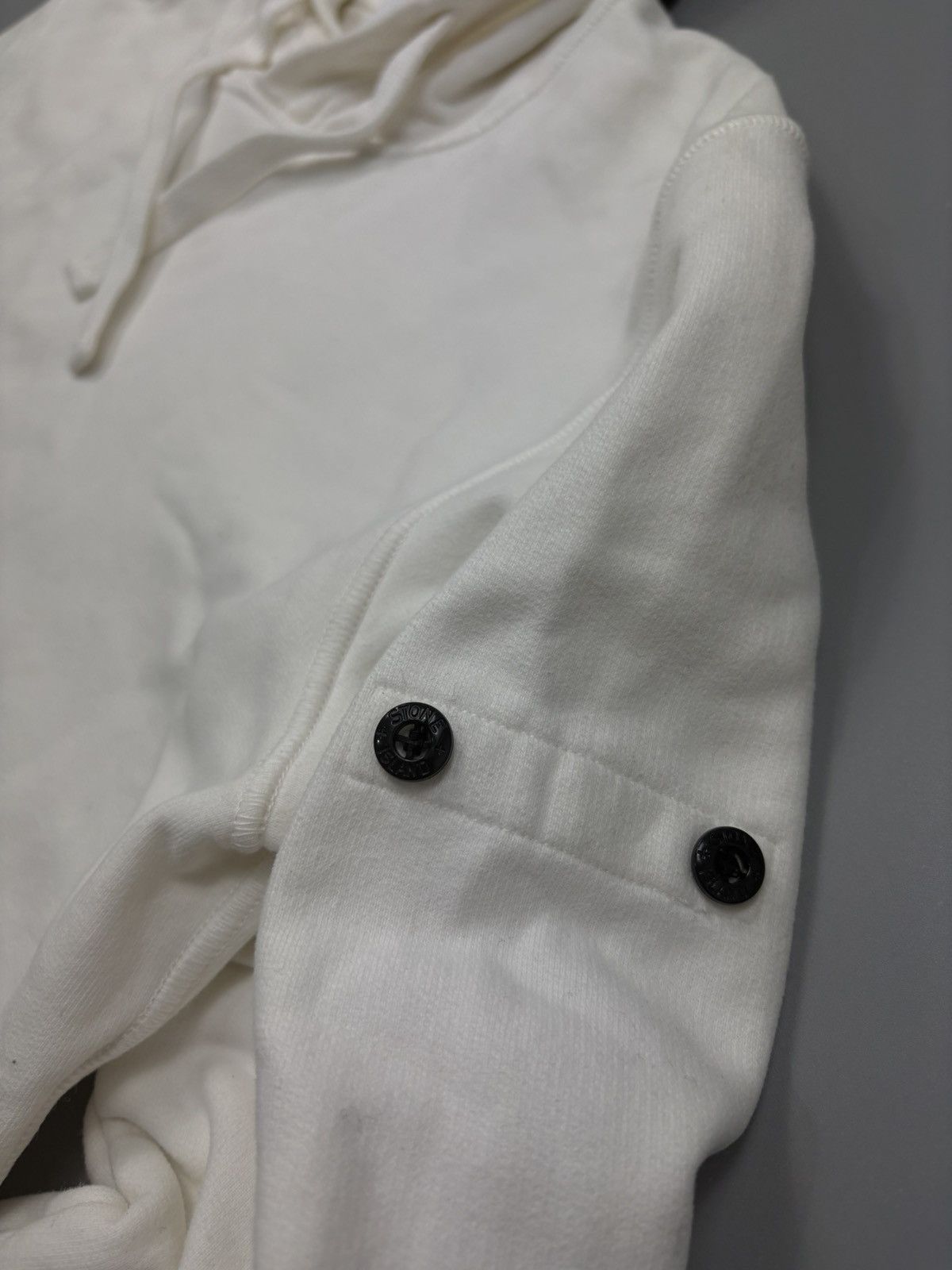 Stone Island STONE ISLAND MENS STREETWEAR STYLE HOODIE Size US M / EU 48-50 / 2 - 5 Thumbnail