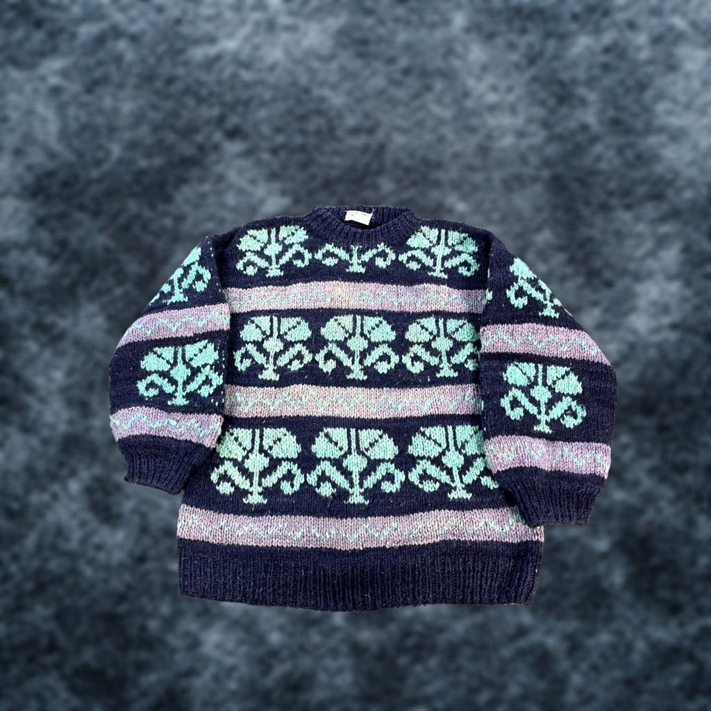 Vintage VINTAGE Artesanias Andinas Sweater Wool Crew Neck Women's 2XL Pockets Fair Isle Cardigan Blue Purple Pink Cream Size XXL / US 16-18 / IT 52-54 - 1 Thumbnail