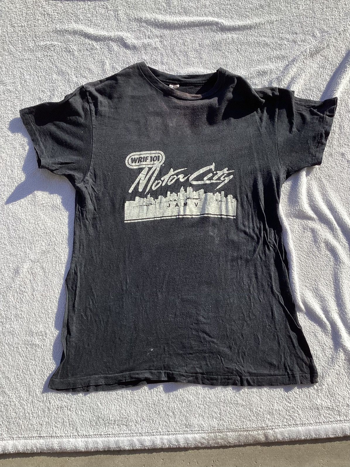 Hanes Vtg 1985 WRIF101 motor city jam radio concert/band Tee Size US L / EU 52-54 / 3 - 1 Thumbnail