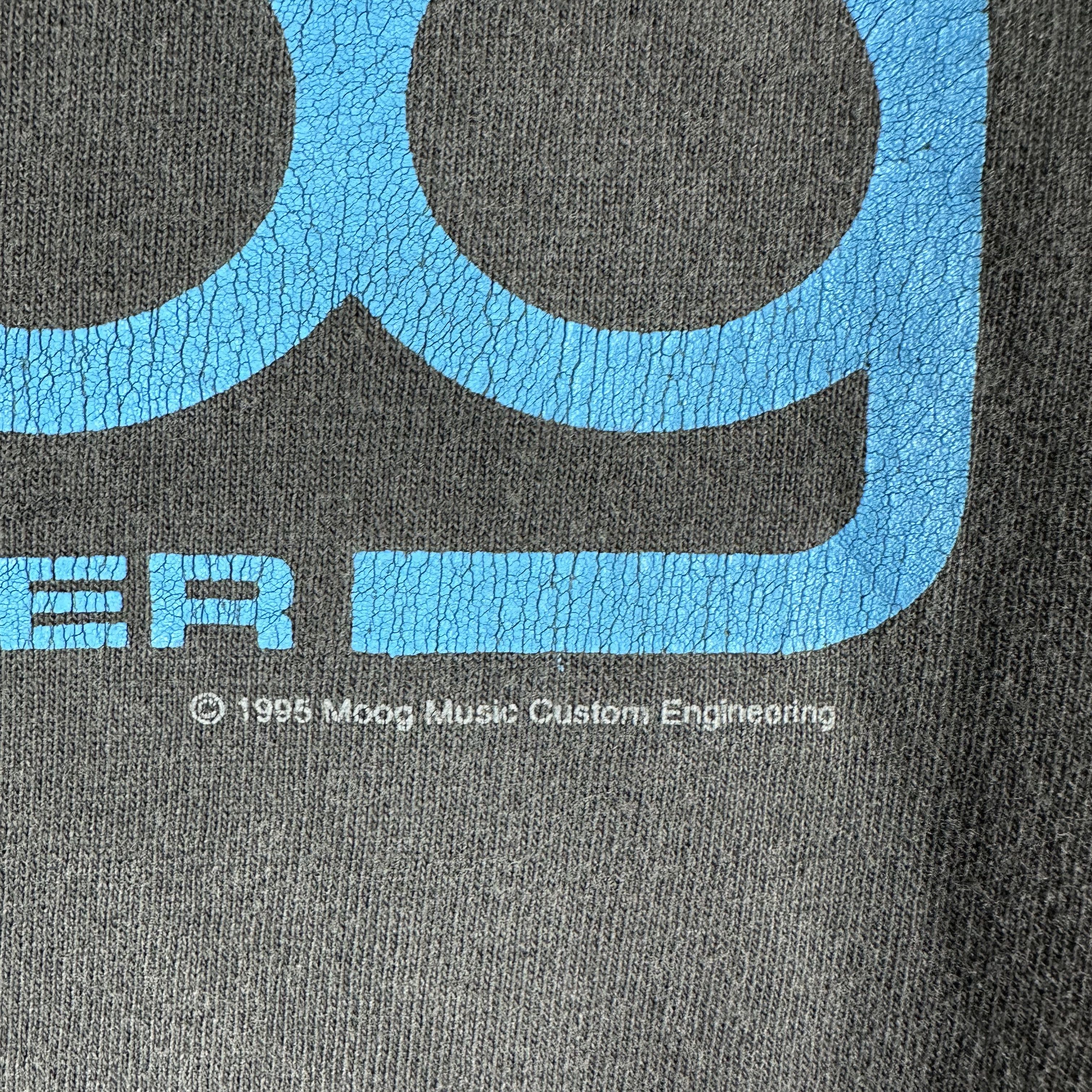 Vintage Vintage 1995 Moog Music Synthesizer Graphic Faded T-Shirt Size US M / EU 48-50 / 2 - 4 Thumbnail