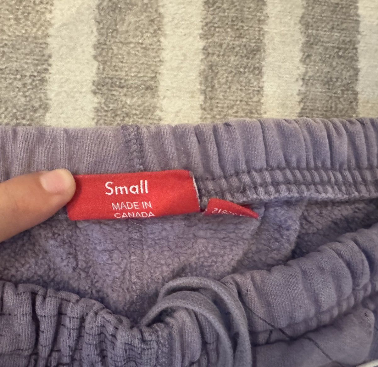 Supreme Supreme spider sweatpants Size US 31 - 4 Thumbnail