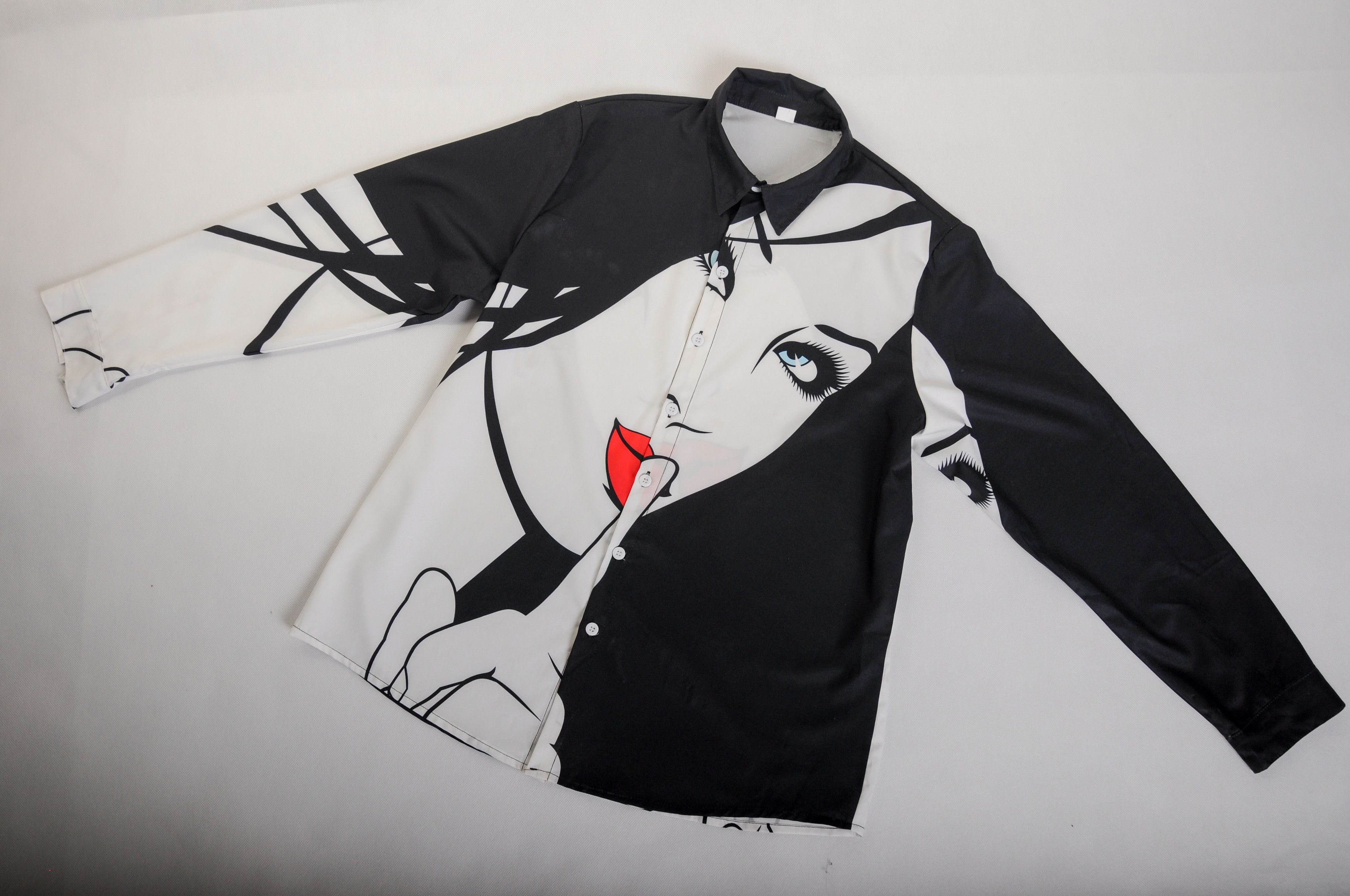 Other avant-garde men"s shirt ,size L Size 42L - 1 Thumbnail