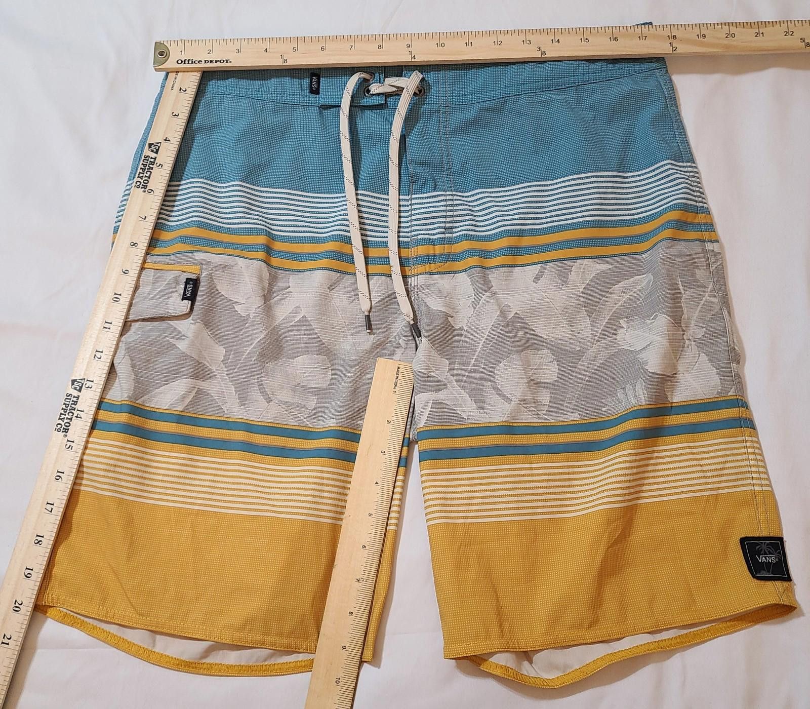 Vans Vans Board Shorts Surf Trunks Mens Size 34 Striped Swimming Size US 36 / EU 52 - 2 Thumbnail