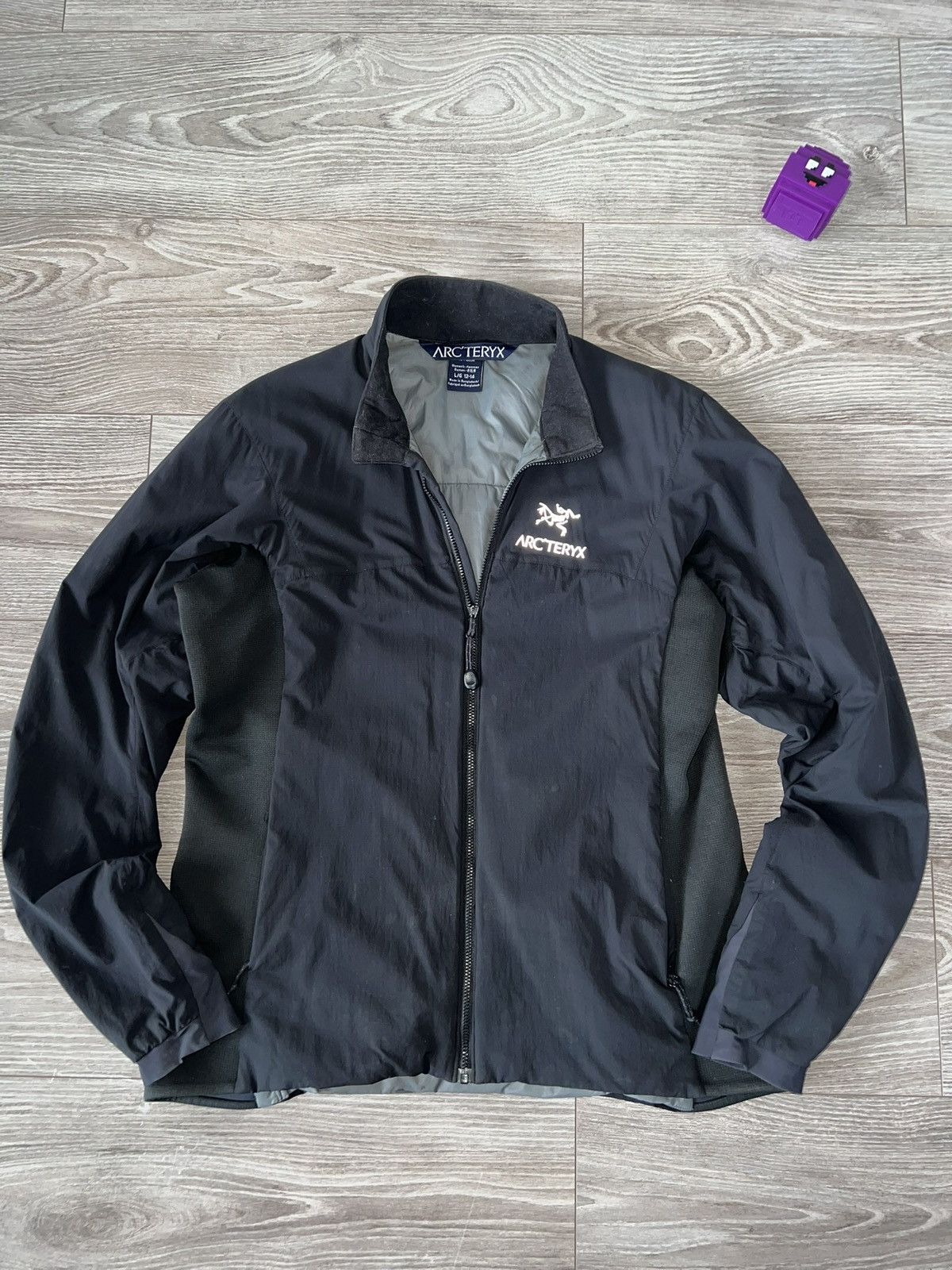 Arc'teryx ‼️Vintage Arcteryx Atom LT Reflection Logo Gorpcore Jacket‼️ Size L / US 10 / IT 46 - 2 Thumbnail