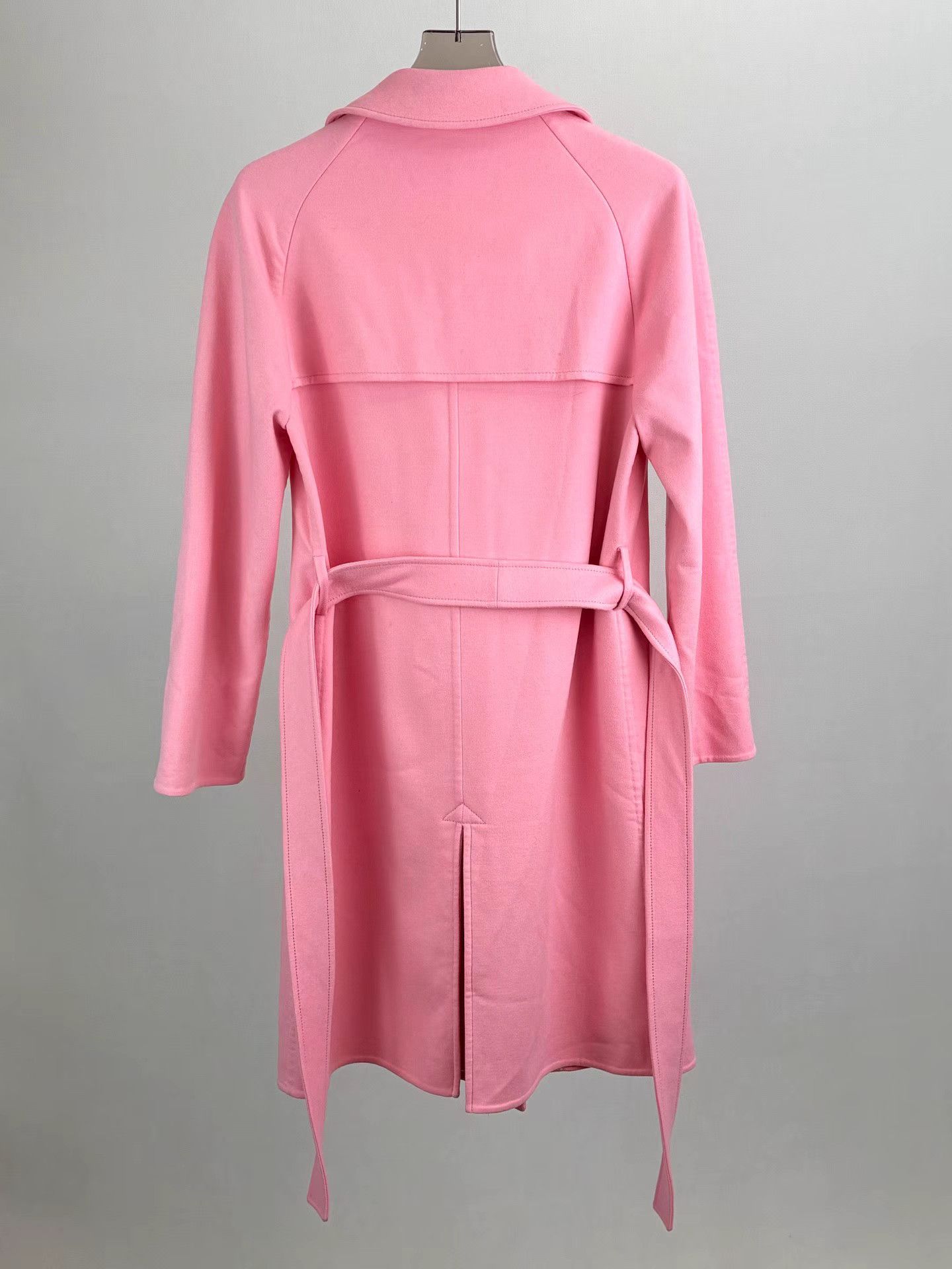 Louis Vuitton LOUIS VUITTON LV Runway Pink Wool Coat Size XS / US 0-2 / IT 36-38 - 2 Thumbnail
