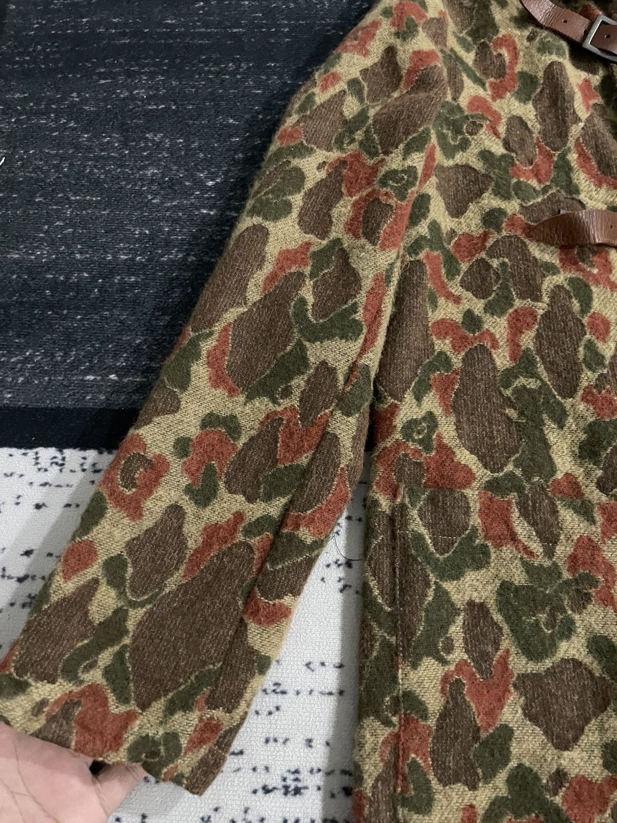 URBAN RESEARCH DOORS × Vintage Vintage Red Seam Urban Research Duck Camo Jacket Size US L / EU 52-54 / 3 - 8 Thumbnail