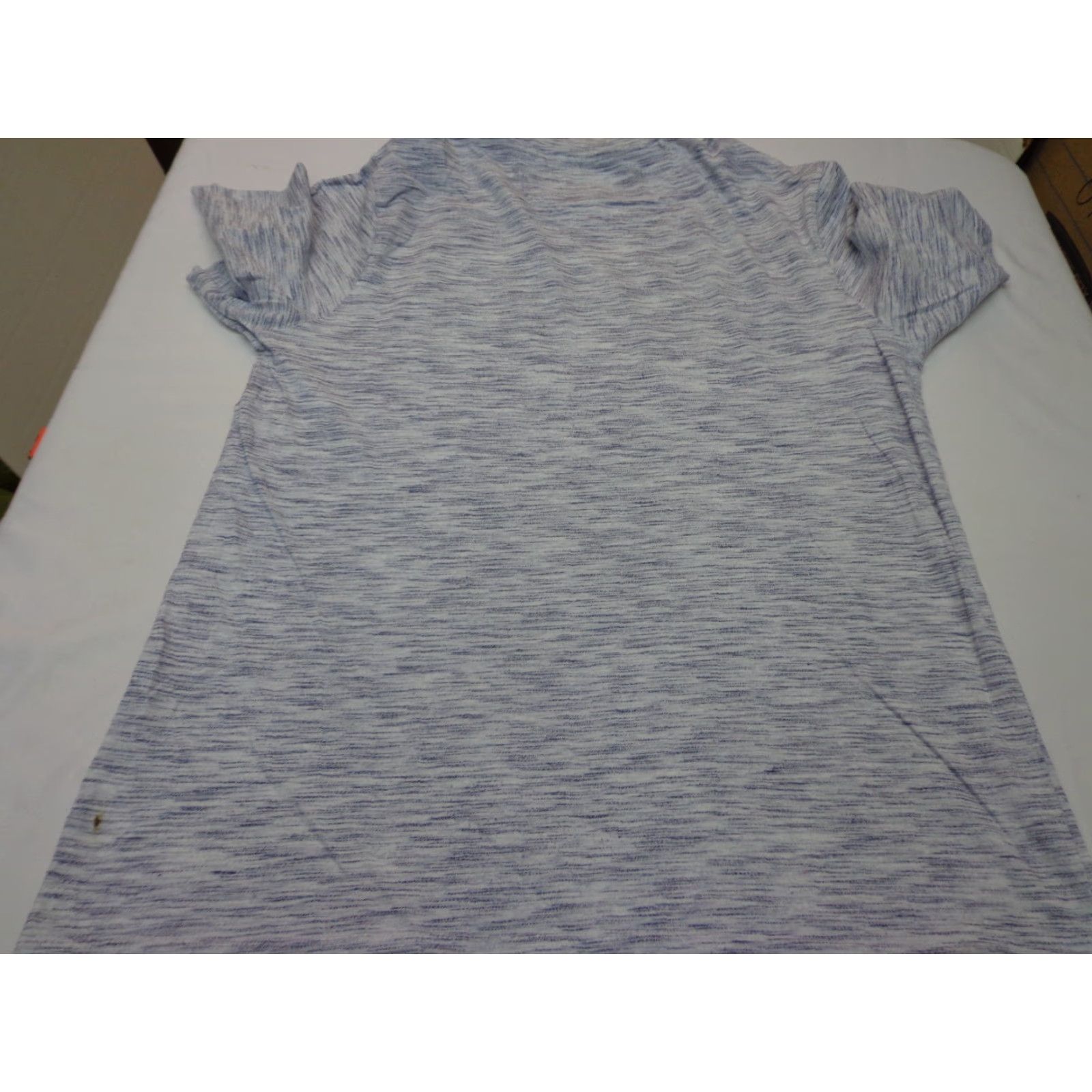 Izod IZOD T-Shirt Size L Blue Mens Regular Short Sleeve Logo Shirt 90s Size US L / EU 52-54 / 3 - 7 Thumbnail