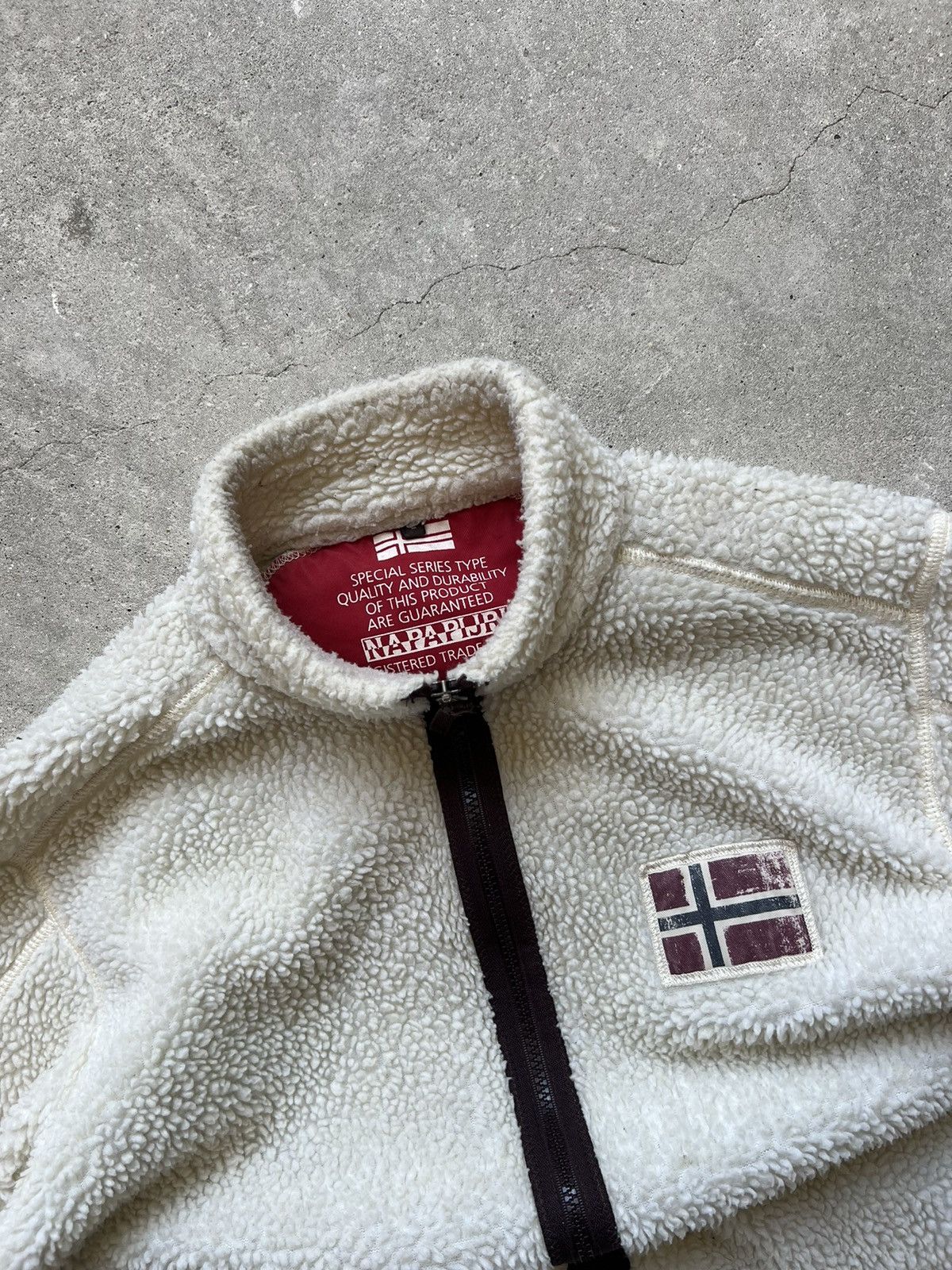 Napapijri × Vintage Vintage Napapijri Sherpa Jacket Size US L / EU 52-54 / 3 - 3 Thumbnail