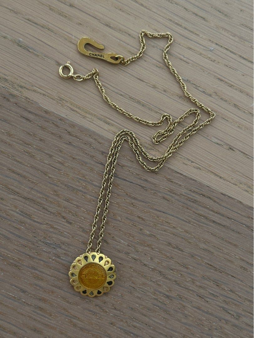 Chanel × Vintage Fall Winter 1999 Chanel Rhinestone Flower Necklace Size ONE SIZE - 2 Thumbnail
