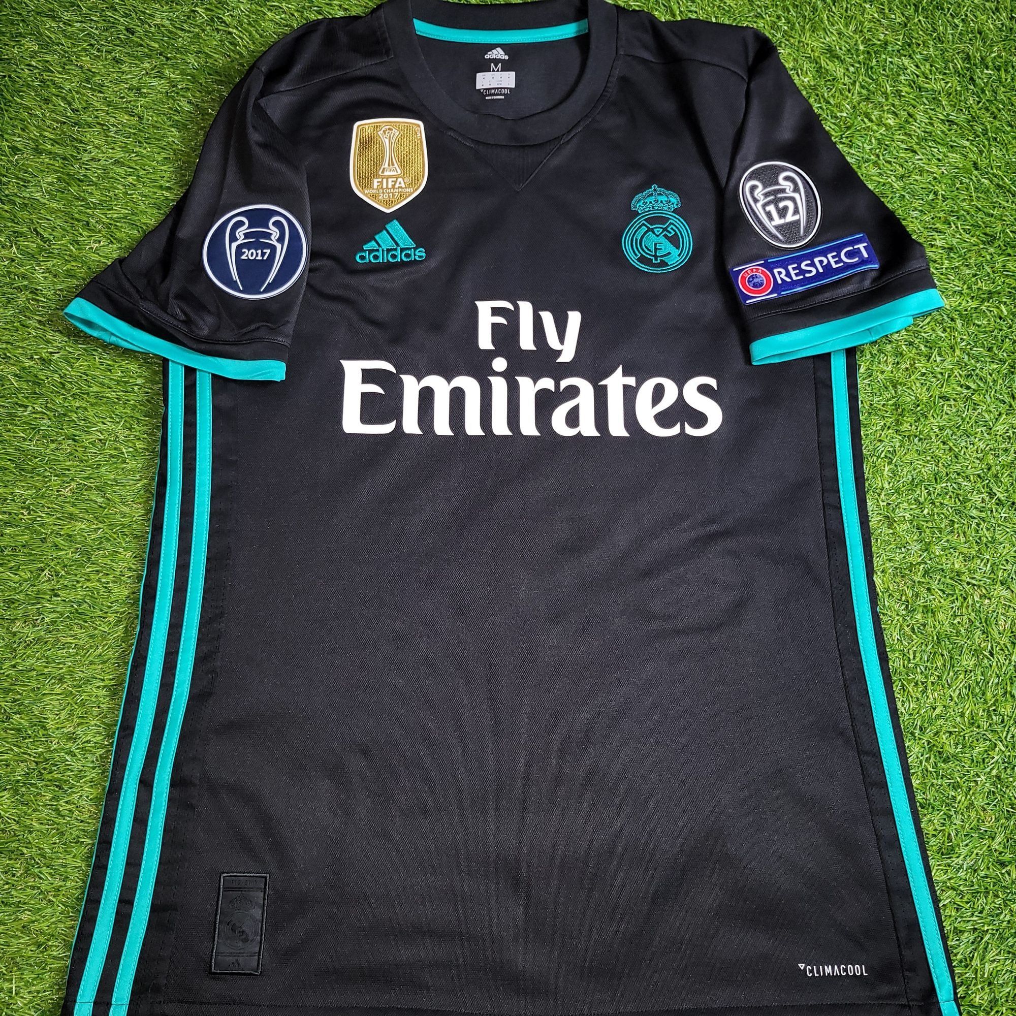 Adidas Ronaldo Real Madrid 2017 2018 UEFA Away Soccer Jersey M Size US M / EU 48-50 / 2 - 2 Thumbnail