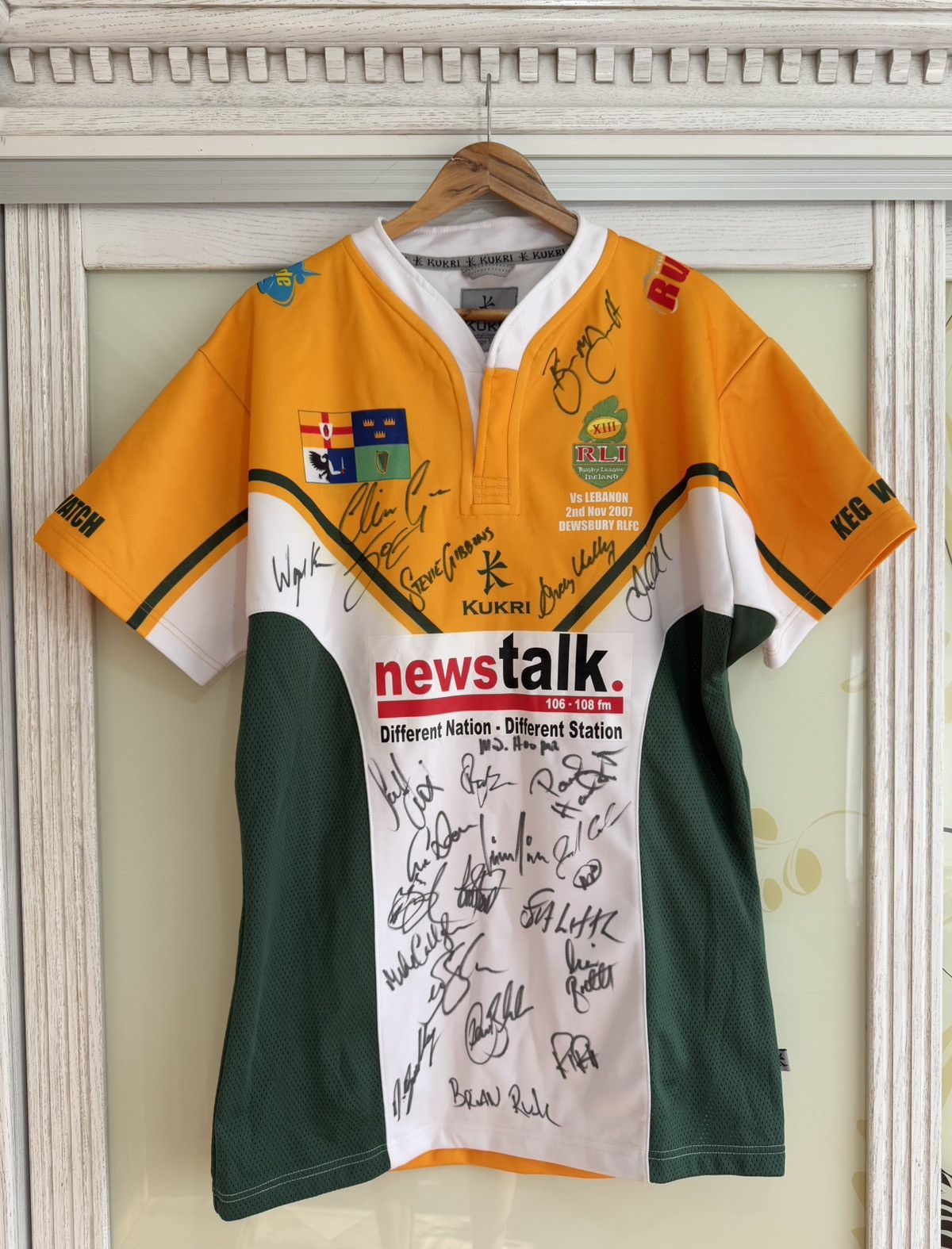 Other Rare Ireland vs Lebanon 2007 Signed Rugby Jersey Vintage Kit Size US XXL / EU 58 / 5 - 1 Thumbnail
