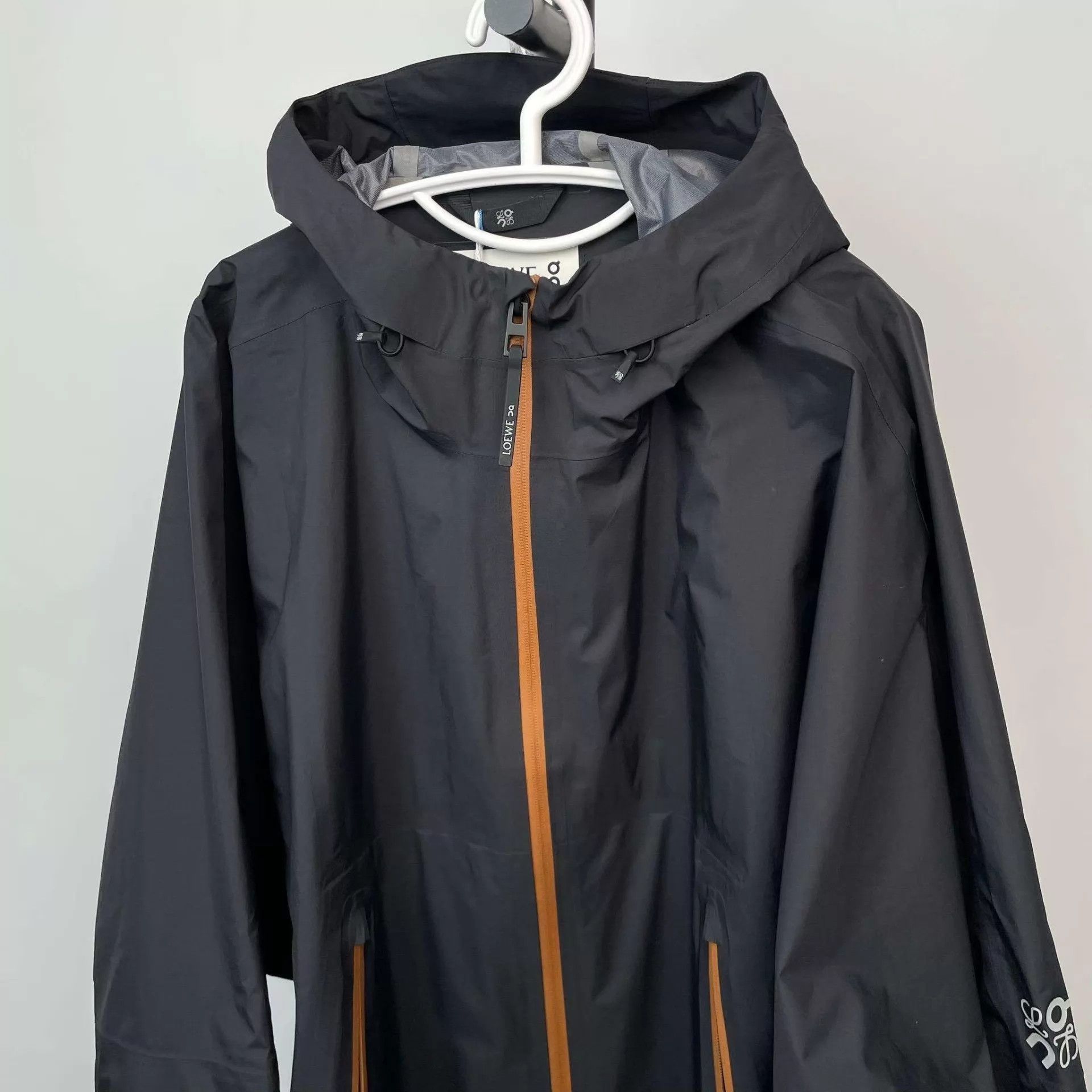Loewe Loewe black raincoat M new w/ tags box Size US M / EU 48-50 / 2 - 3 Thumbnail