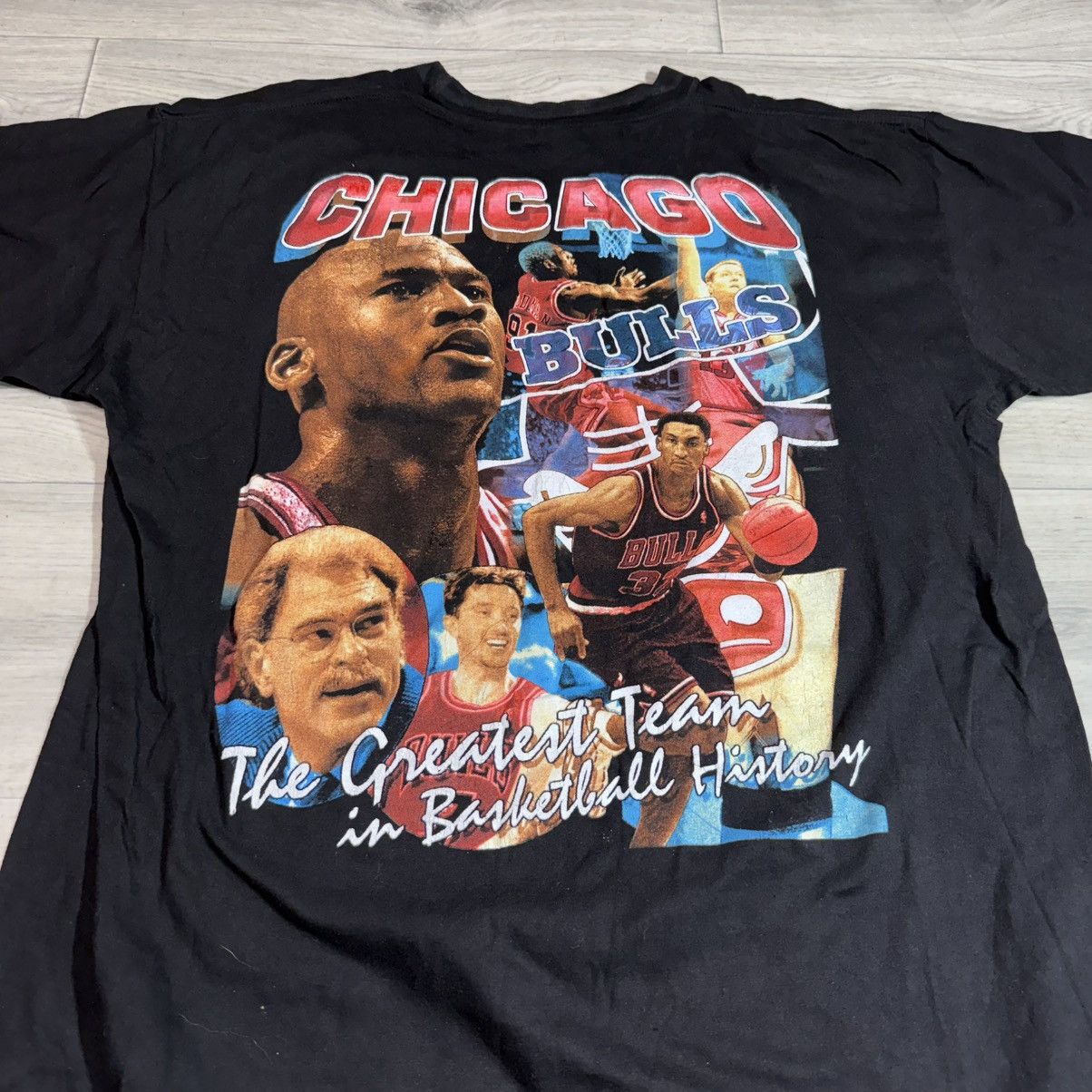 Other 1997 Chicago Bulls rap tee Size US XL / EU 56 / 4 - 1 Thumbnail