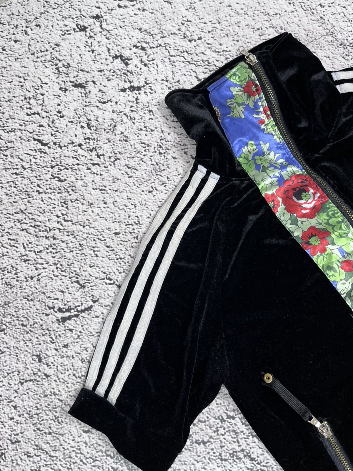 Denis Simachev Denis Simachev Velvet Tracksuit Black Floral Stripe Set Rare Size 28" / US 6 / IT 42 - 4 Thumbnail