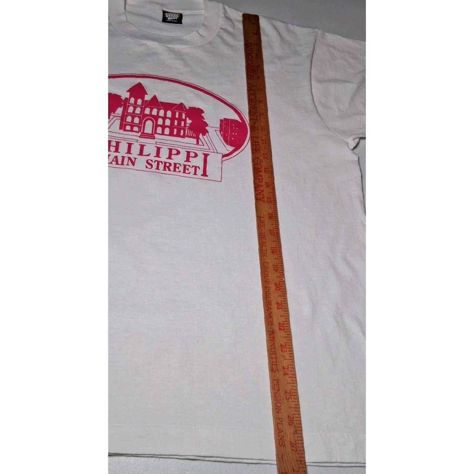 Vintage VINTAGE Screen Stars Best T-Shirt Main Street Phillipi West Virginia Pink Courthouse XL Adults Mens Shirt White Graphic Tourists WV 1960s-70s Size US XL / EU 56 / 4 - 6 Thumbnail