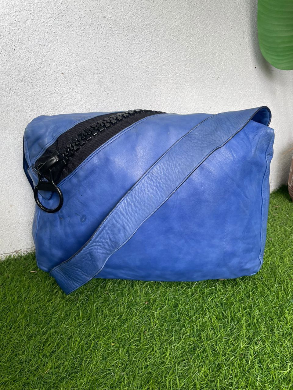 Japanese Brand Authentic Kawa Kawa Inspired to Yohjimoto Leather Shoulder Size ONE SIZE - 2 Thumbnail