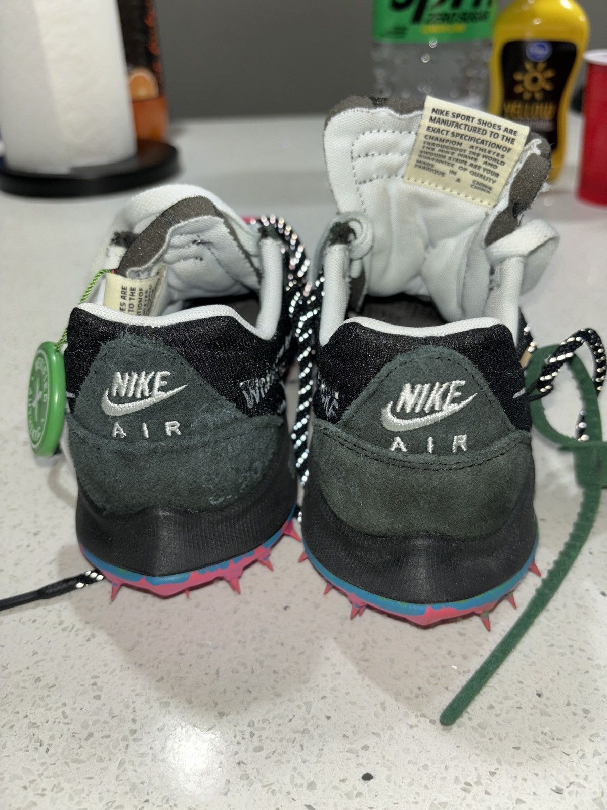 Nike × Off-White Off white x Wmns Air Zoom Terra Kiger 5 Size US 7.5 / IT 37.5 - 3 Thumbnail