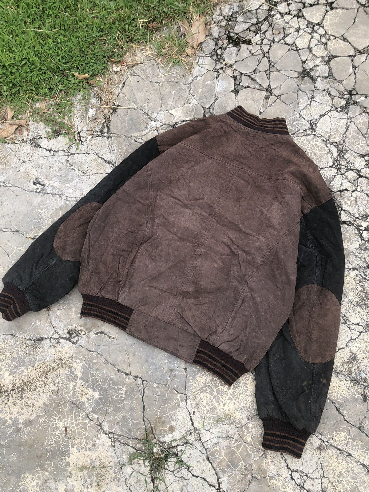 Vintage Vintage Leather Suede Fullzip Varsity Jacket Size US XL / EU 56 / 4 - 13 Thumbnail