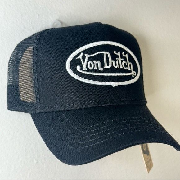 Designer × Von Dutch NWT VON DUTCH CLASSIC TRUCKER 51 BLACK WHITE PATCH HAT Size ONE SIZE - 3 Thumbnail