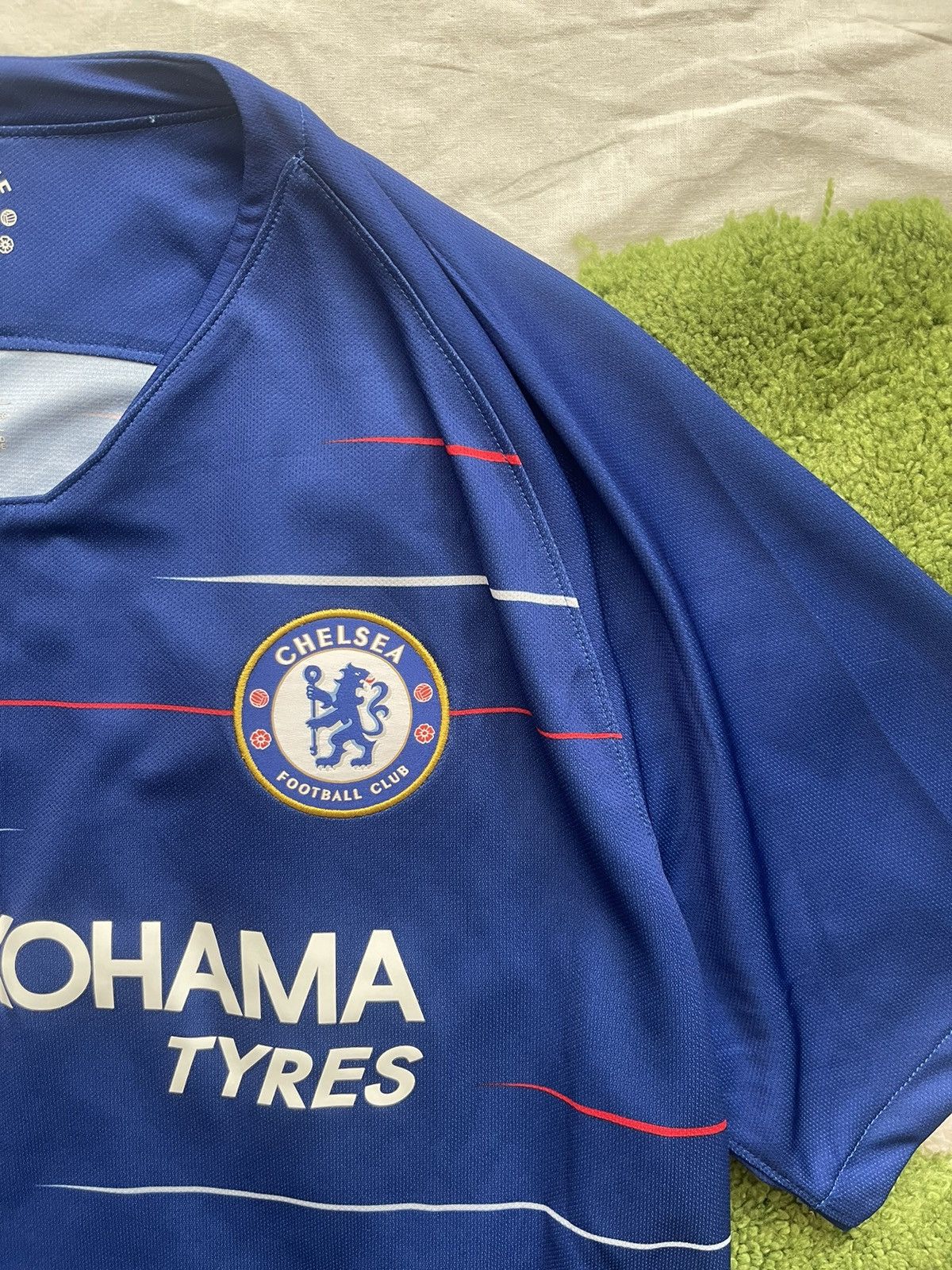 Chelsea Soccer × Nike Jersey Nike Chelsea 2018 Size US XL / EU 56 / 4 - 3 Thumbnail