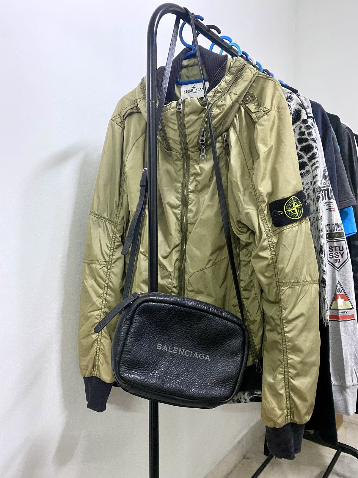 Balenciaga Balenciaga Everyday Calfskin Leather sling bag Size ONE SIZE - 2 Thumbnail