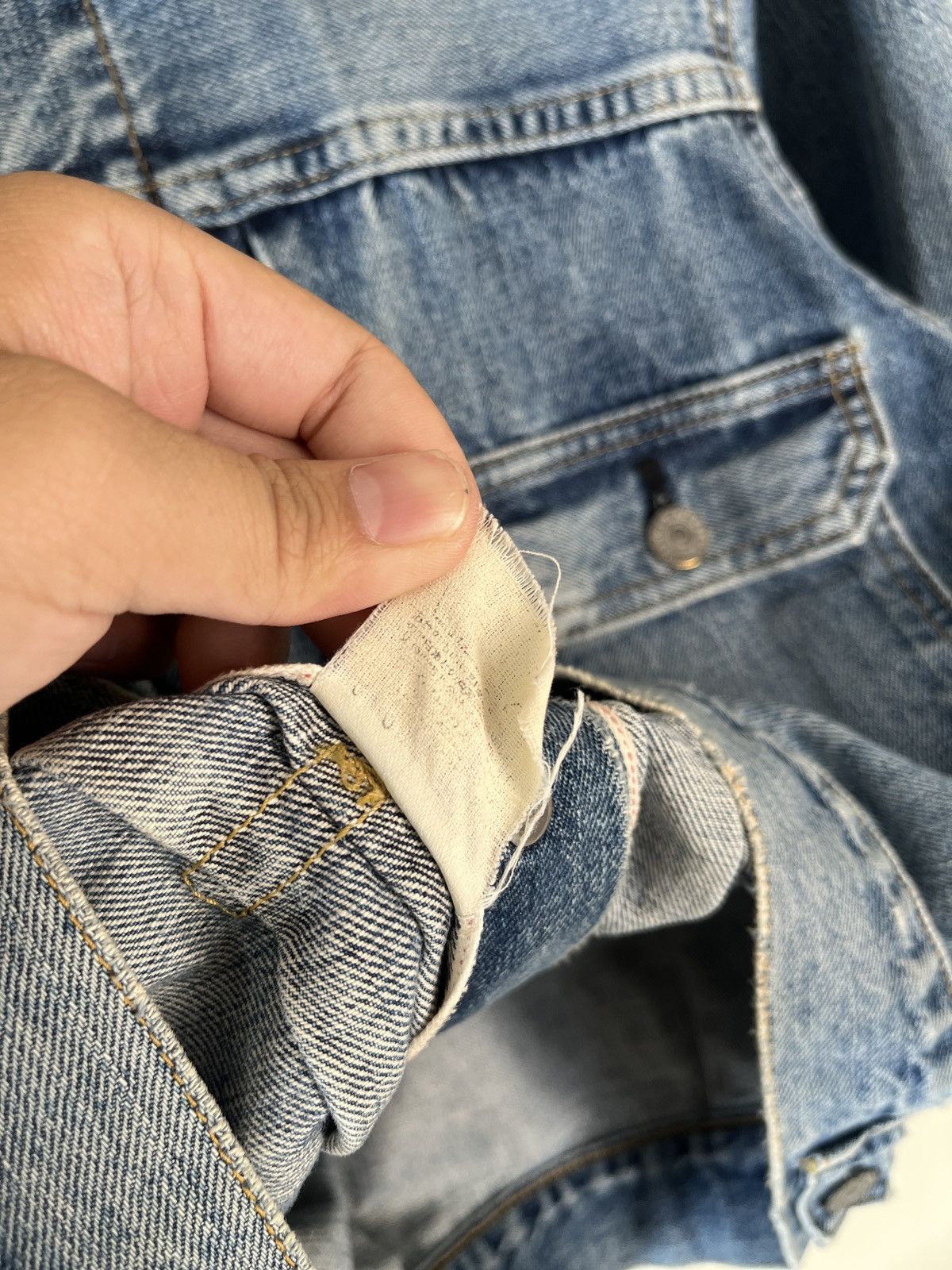 Levi's 90’s Japan Levi’s Type 2 Distressed Denim Jacket Size US M / EU 48-50 / 2 - 9 Thumbnail