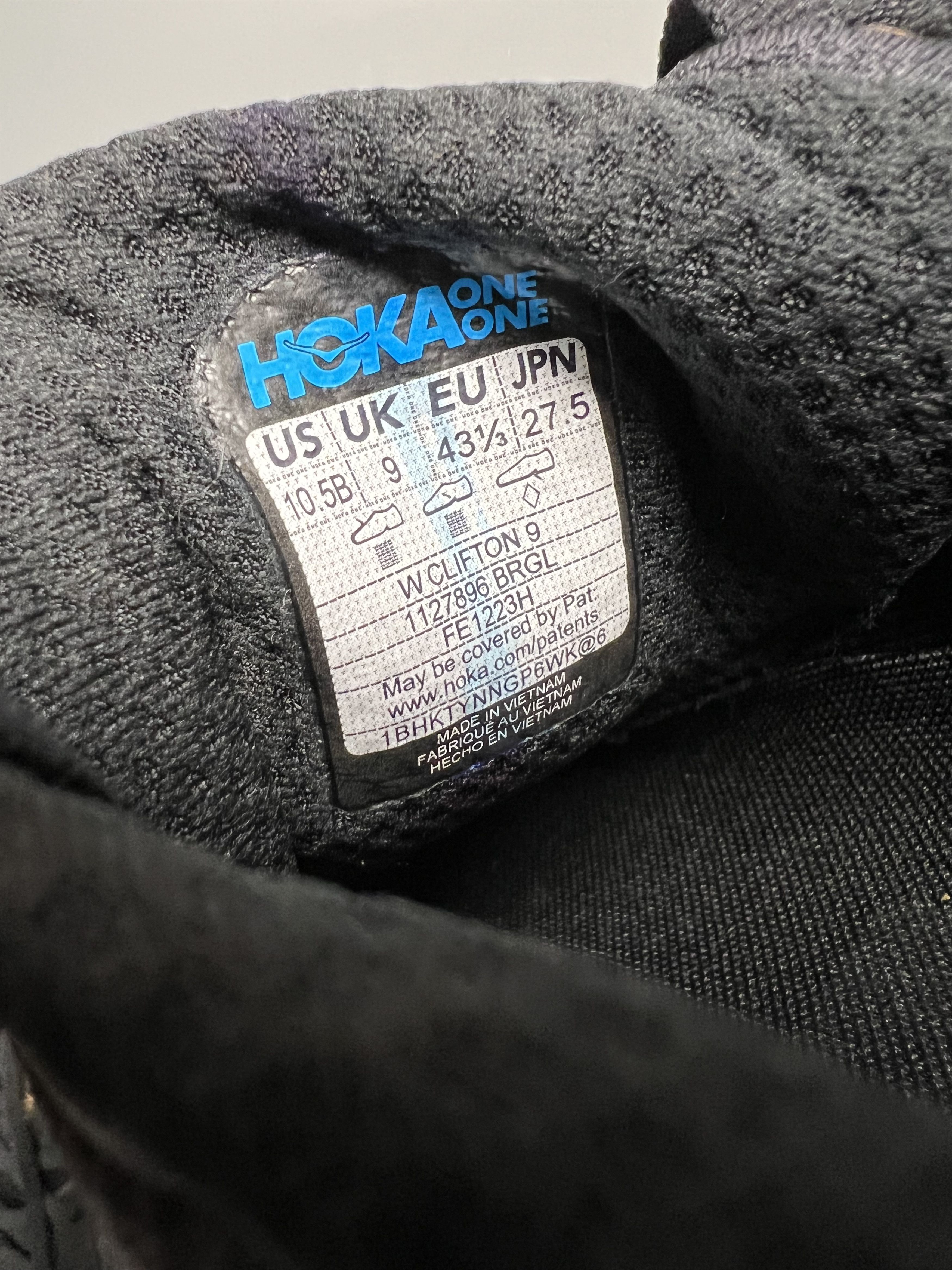 Hoka 10.5B Hoka One One Clifton 9 Running Shoes Walking Gym Size US 10.5 / IT 40.5 - 10 Thumbnail