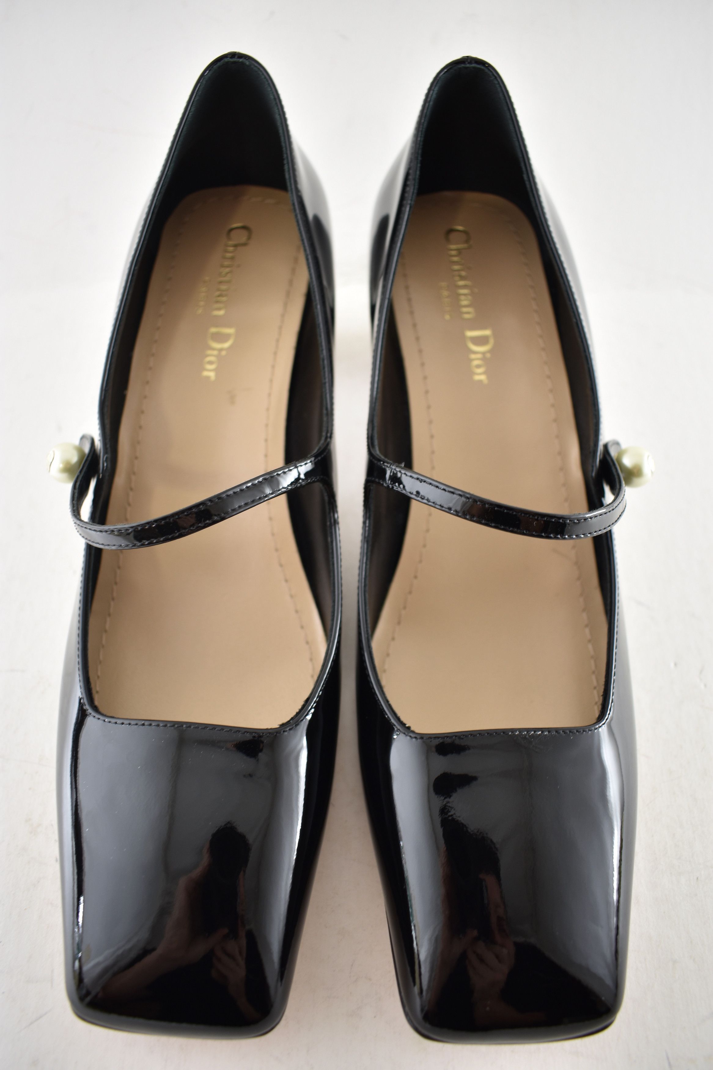 Dior Dior Jolie Patent Maryjane Pearl Strap Heel Pump 39.5 Size US 9.5 / IT 39.5 - 10 Thumbnail