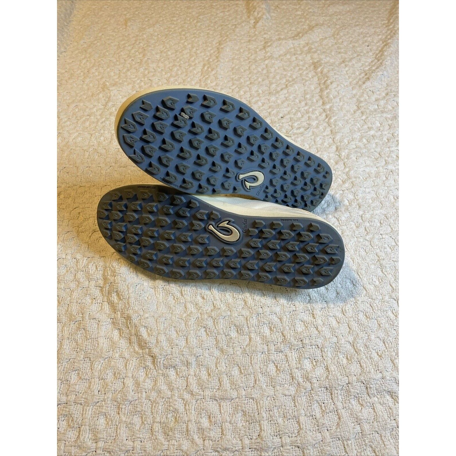 Olukai OluKai Golf Wailea Women's Spikeless Golf Shoes Sz 7 EUR 37 Size US 7 / EU 40 - 5 Thumbnail