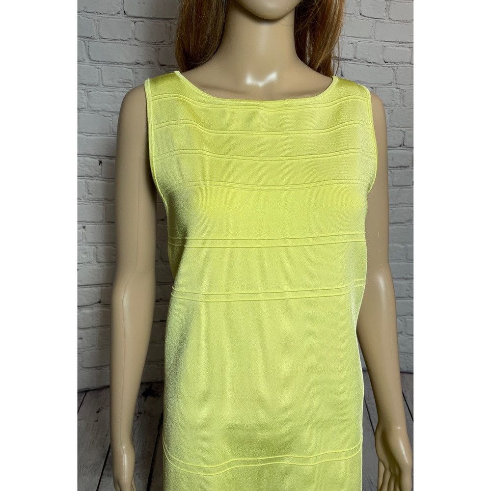 Isaac Mizrahi Isaac Mizrahi Knit Sleeveless Yellow Dress Size L Size L / US 10 / IT 46 - 3 Thumbnail