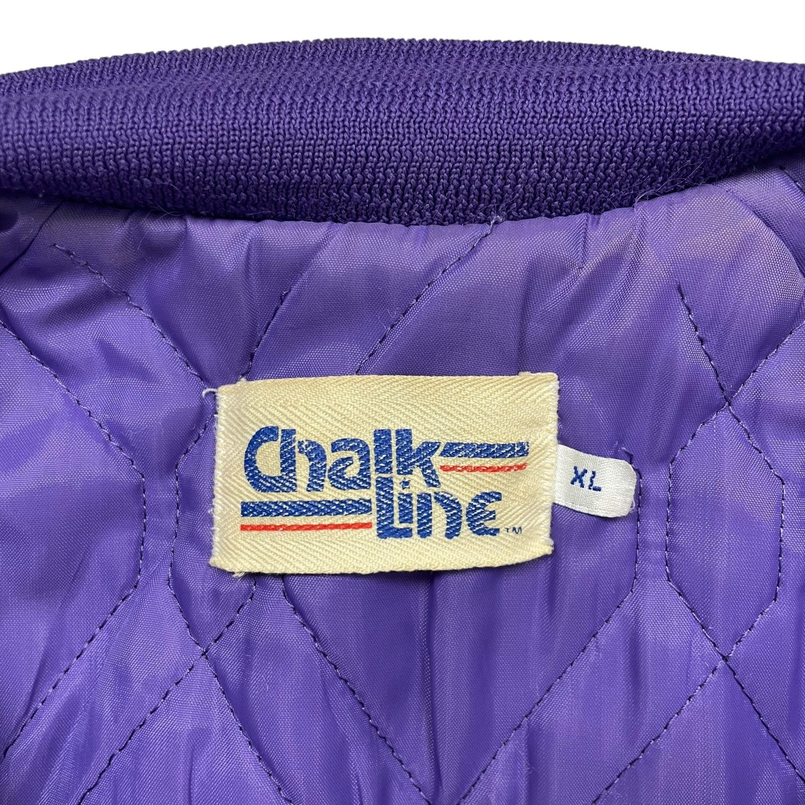 NBA 90s LA LAKERS SATIN BOMBER JACKET PURPLE SIZE XL MADE IN USA Size US XL / EU 56 / 4 - 5 Thumbnail