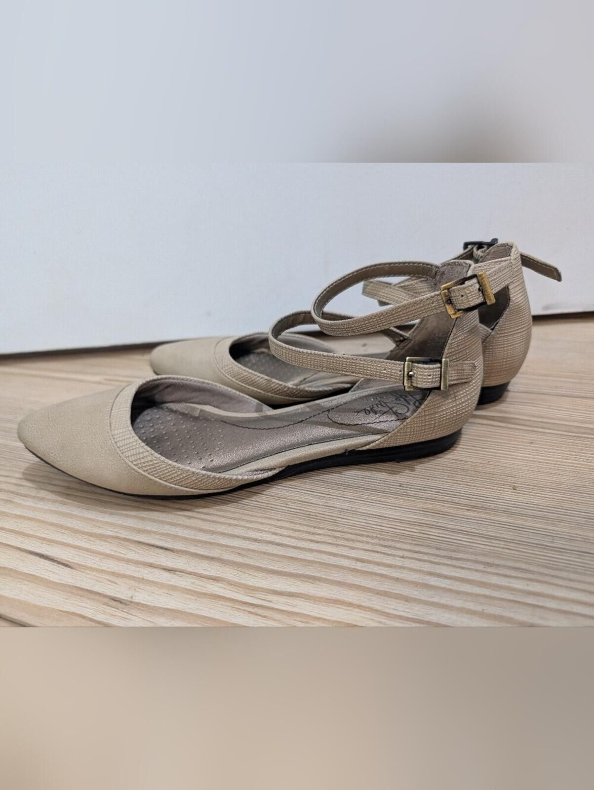 Other Life Stride Beige Pointed Ankle-Strap Flats Size US 7 / IT 37 - 6 Thumbnail